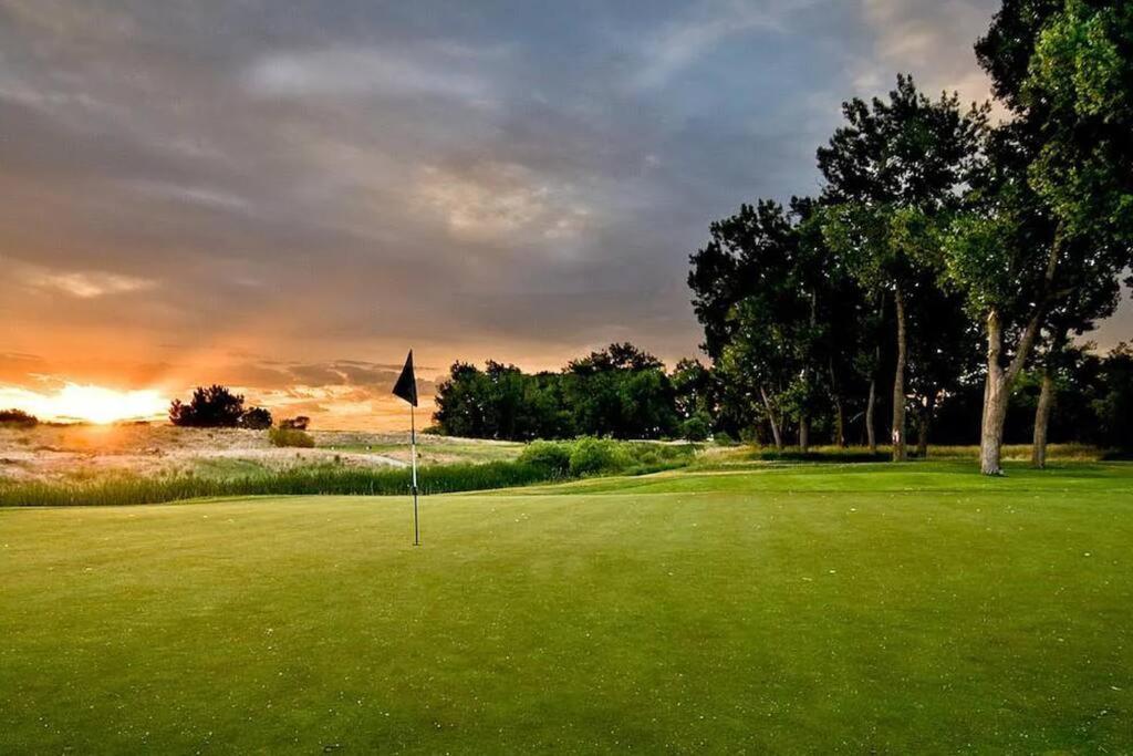 Holiday home Stunning Golf Course View In *