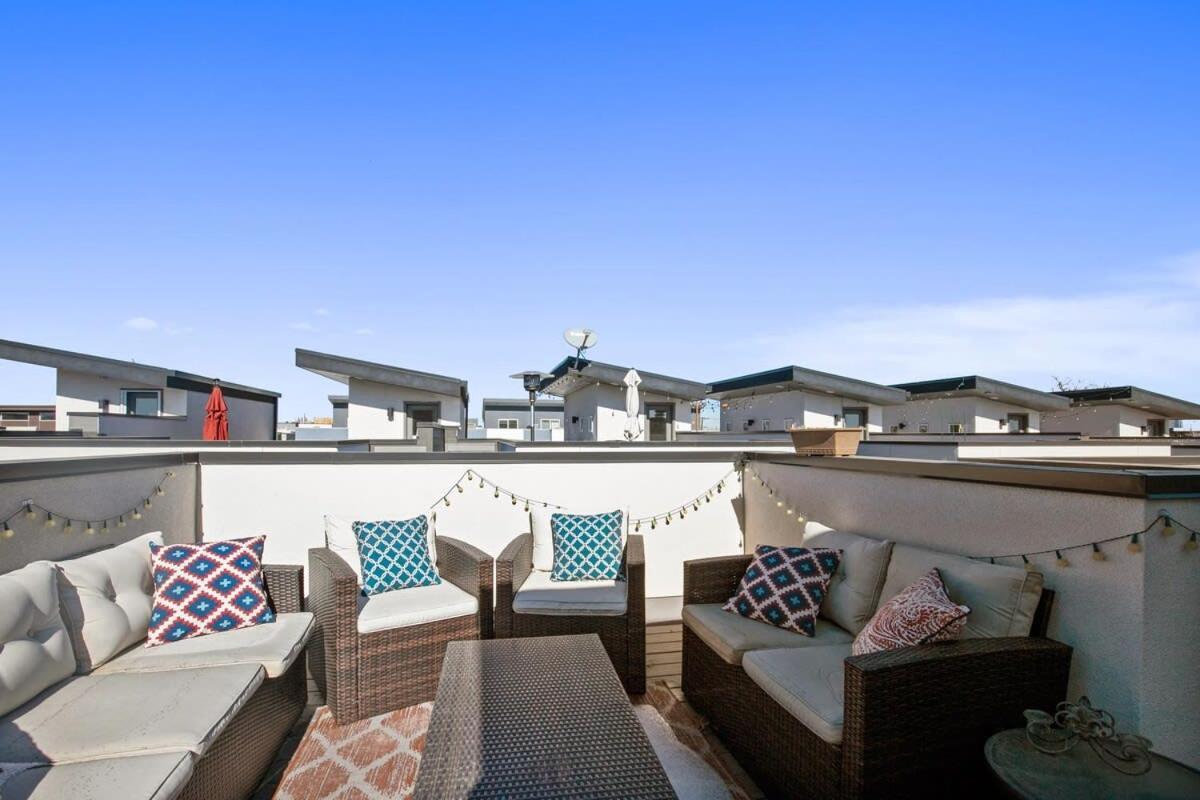 Holiday home 2 Bdr Roof Deck Walk To Broncos And Sloans