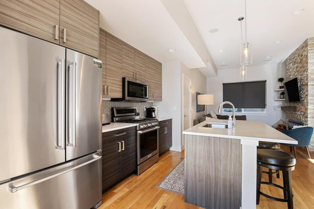 2 Bdr Roof Deck Walk To Broncos And Sloans Holiday home Denver