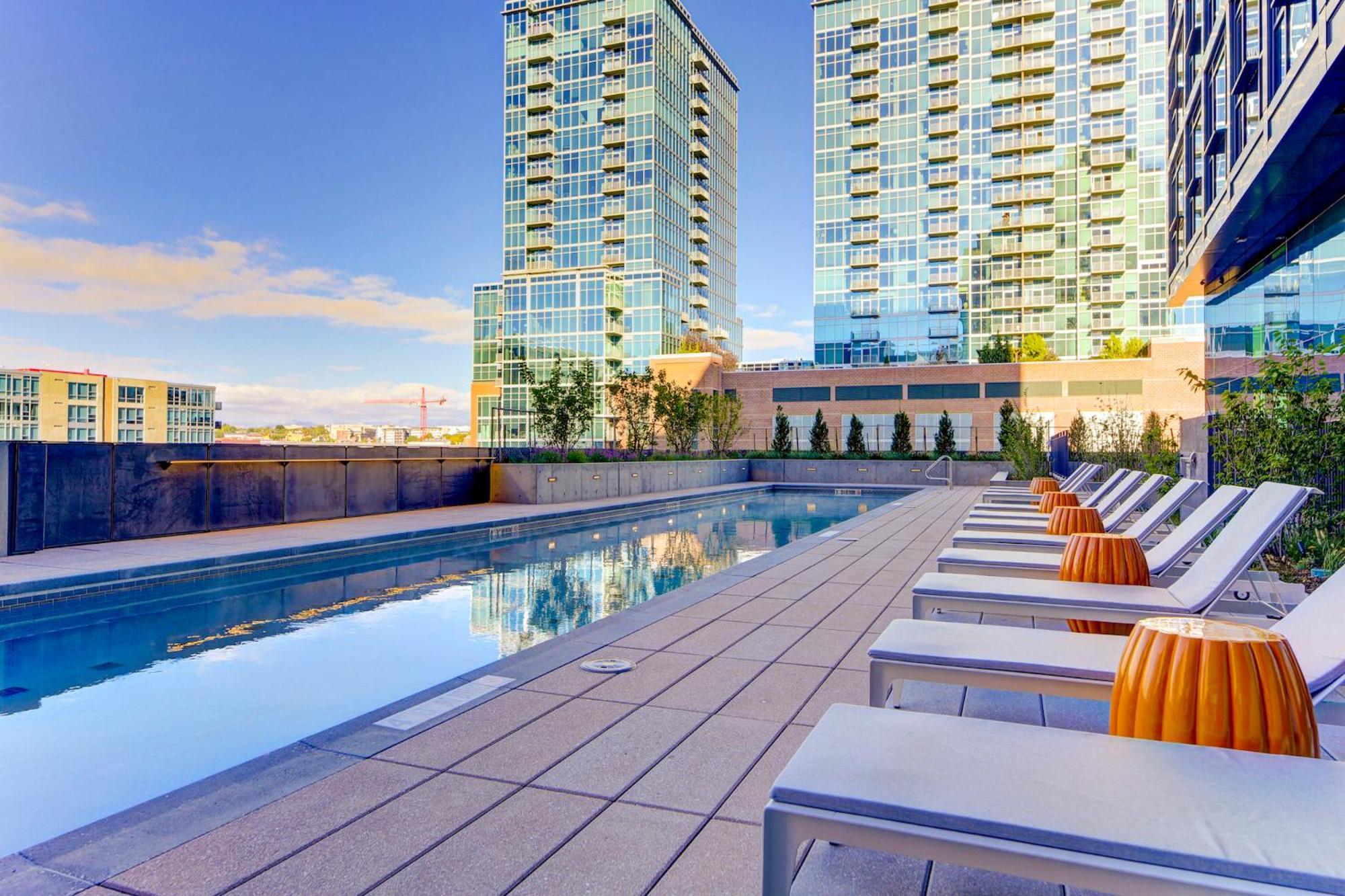 Mint House - Downtown Union Station Aparthotel 4*