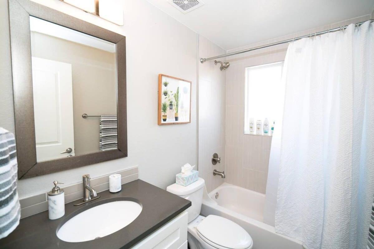 4-bed Gem Near Sloan's Holiday home Denver