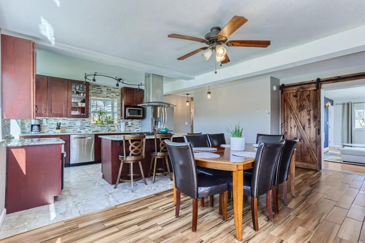 3bd Family Friendly Walk To Huston Holiday home Denver