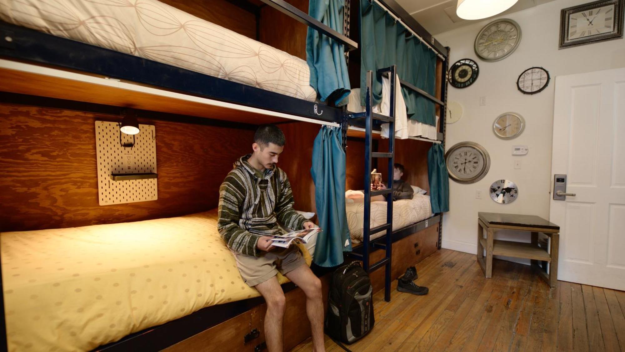 Fish Hostel *