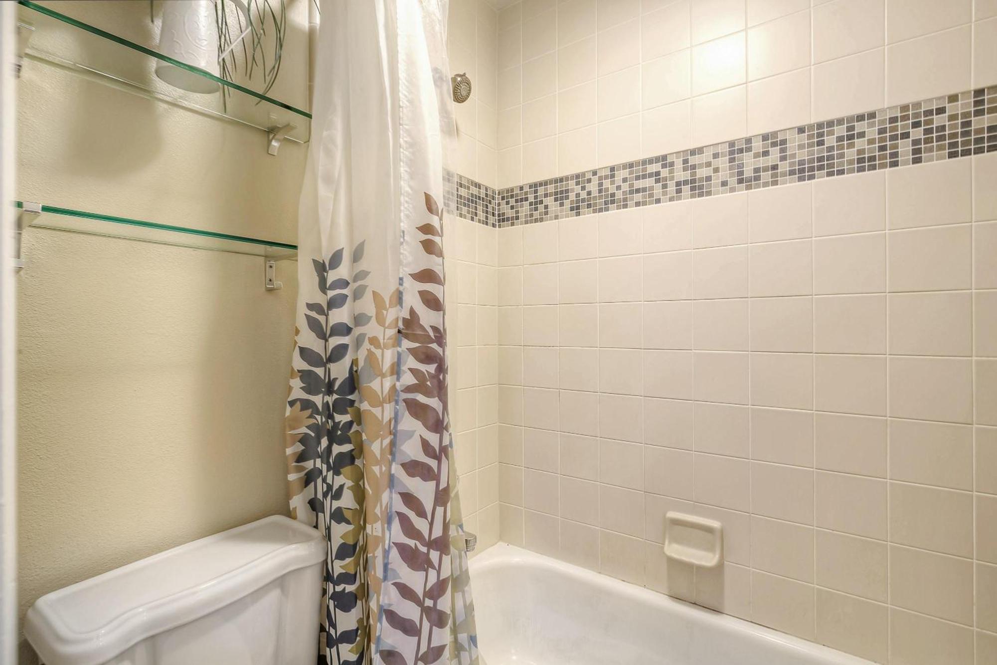 2193 Arapahoe St Unit 17 Denver