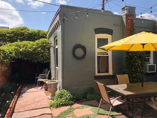 Apartment 3329 W 31st