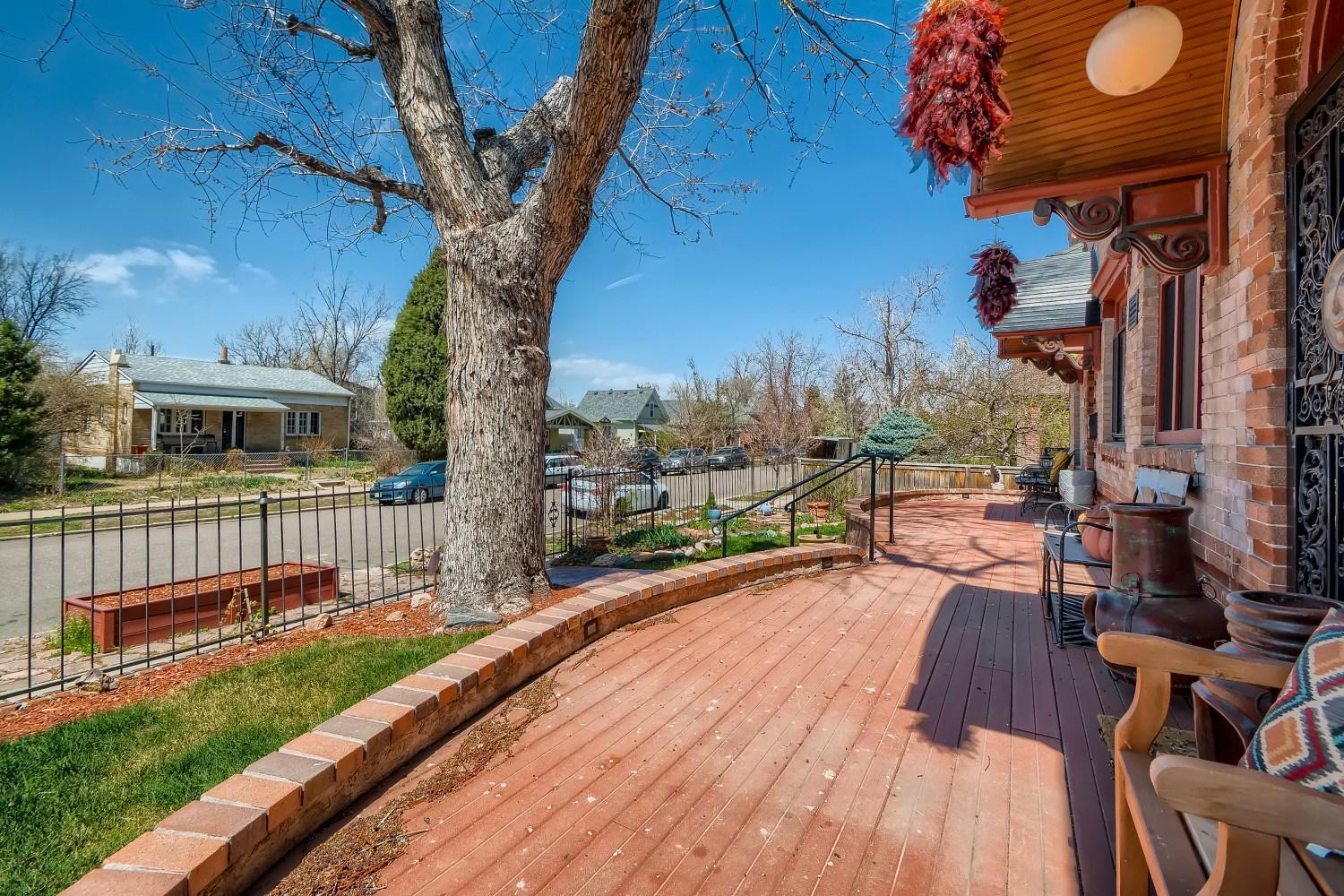 1374 S Pennsylvania St Denver