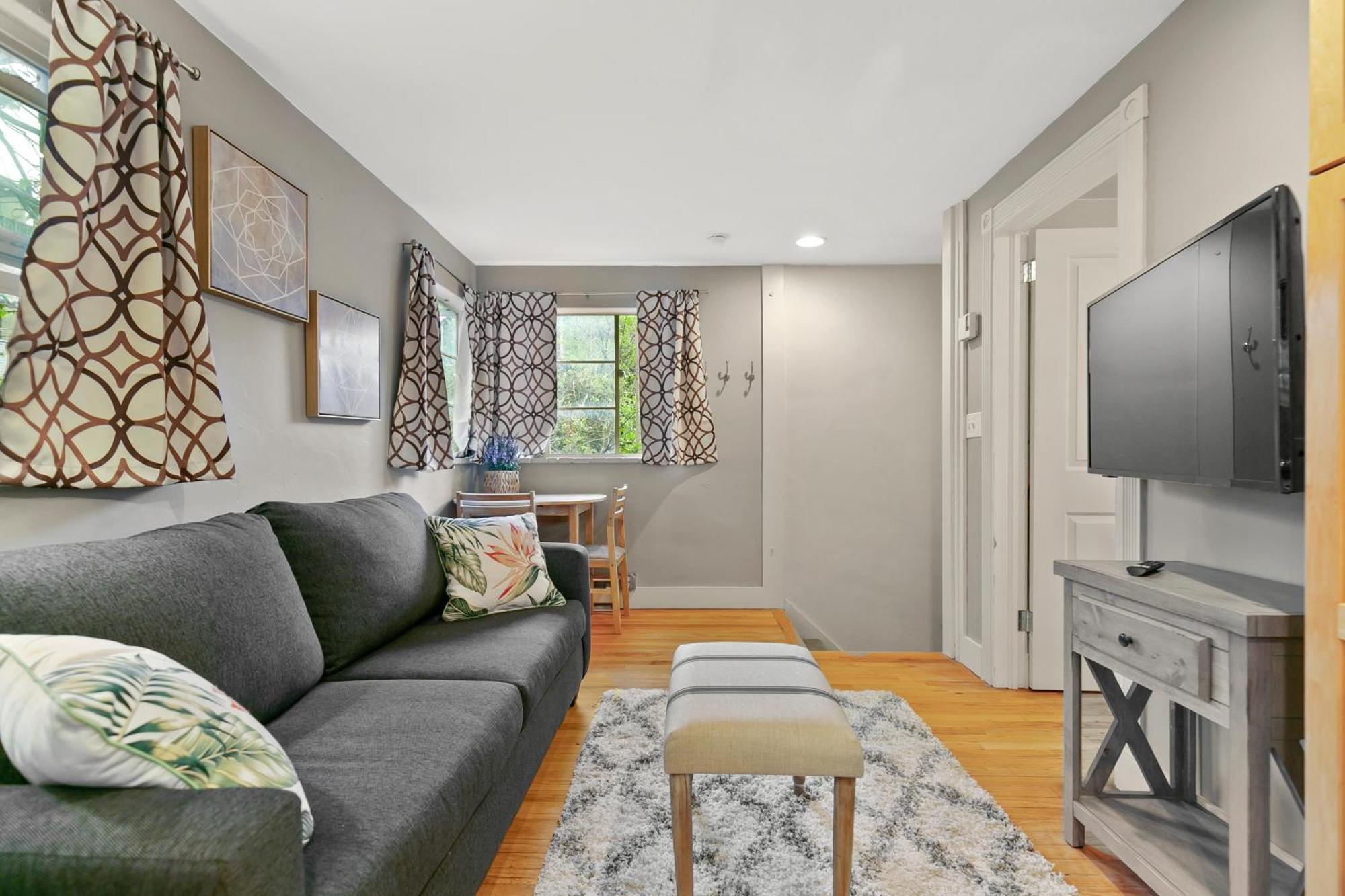 Holiday home 1147 Vine St *