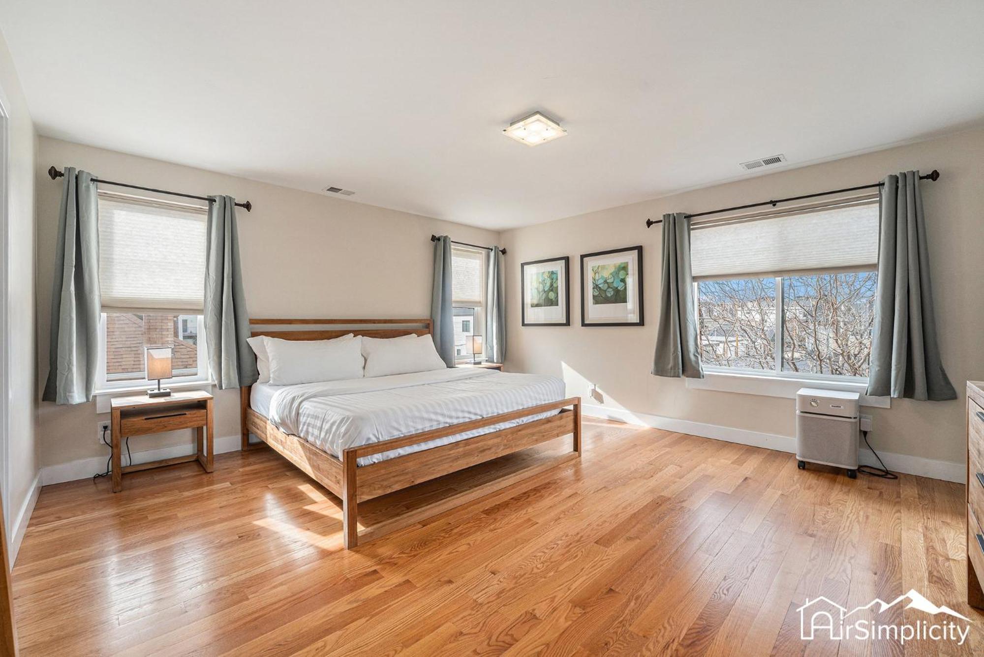 Holiday home Sloan's Loft Hot Tub & Rooftop Patio