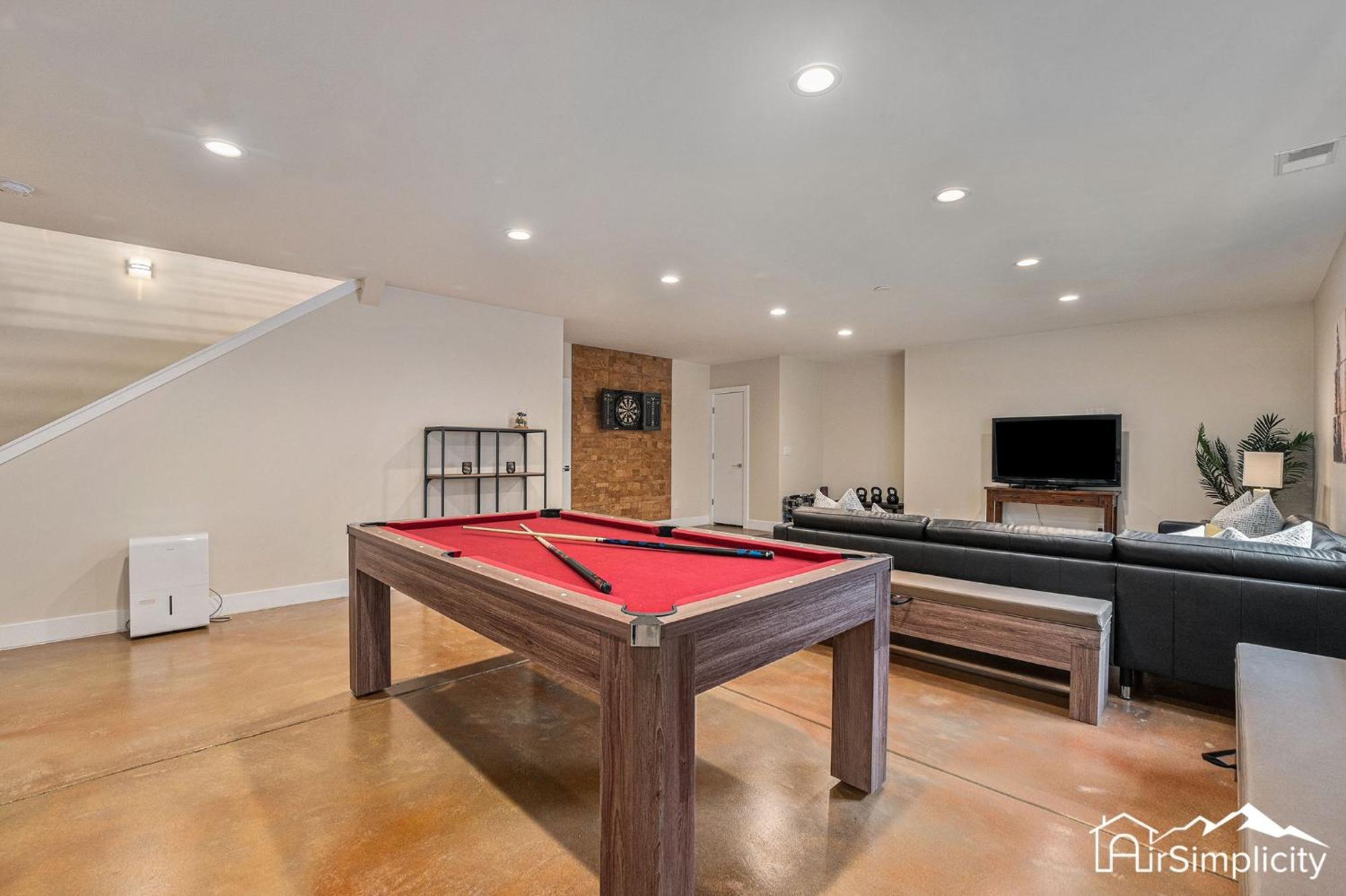 Sloan's Loft Hot Tub & Rooftop Patio Holiday home