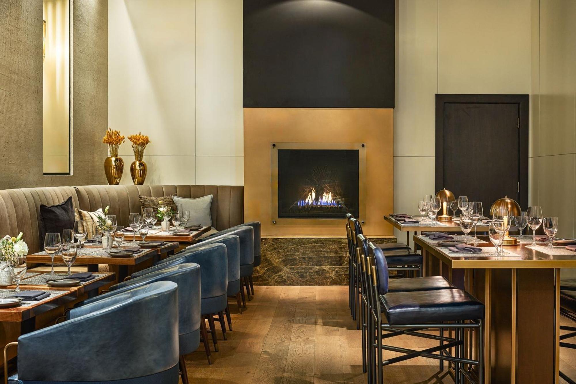 The Ritz-carlton,