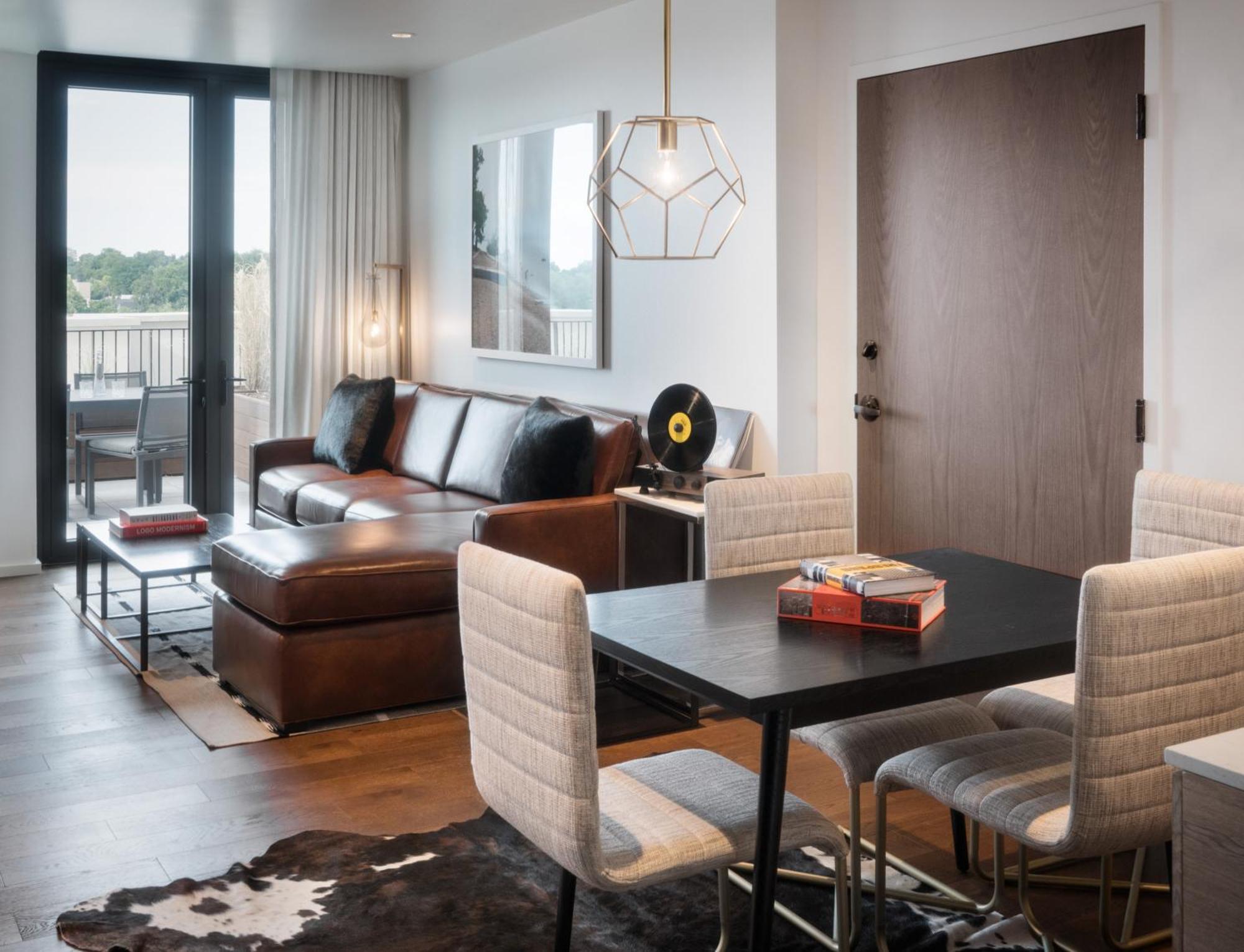Halcyon - A In Cherry Creek 4*