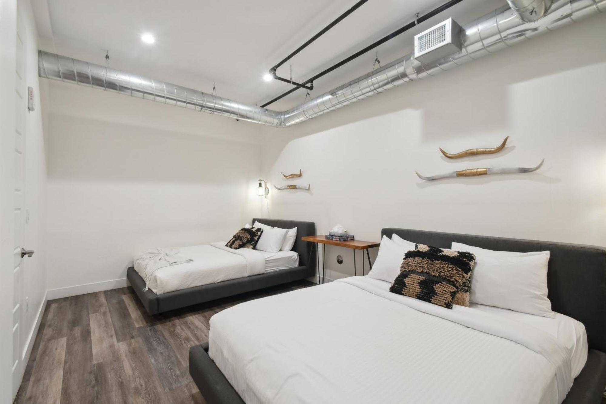 3198: Urban Cowboy Escape At Rino Art Lofts Holiday home *