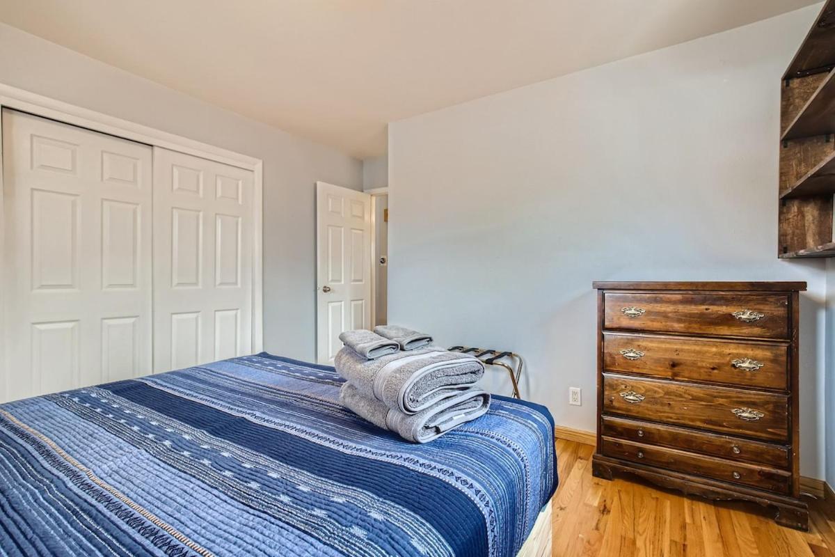 Charming Ranch Family W Office Dtc Holiday home