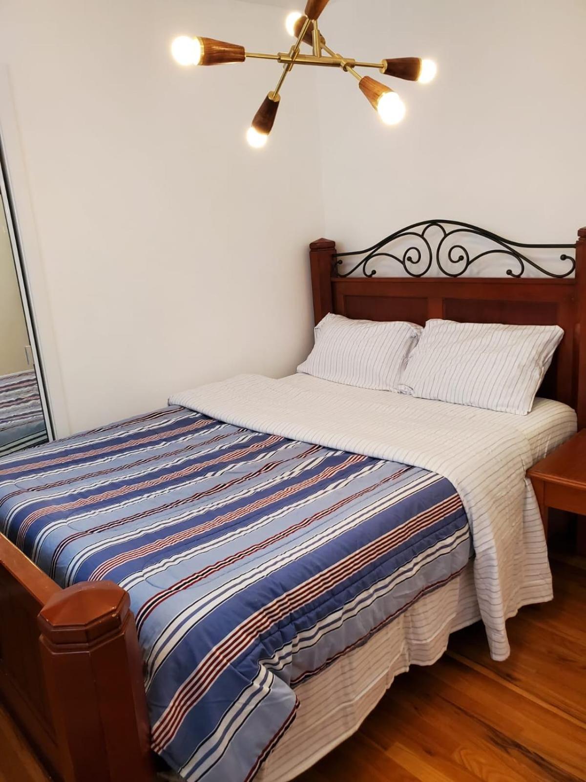 4 Bedroom 5 Beds Family House Villa Denver