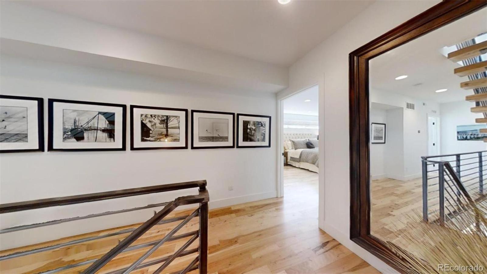 Luxurious, Modern Townhome 5 Minute Walk From Cherry Creek North * Denver