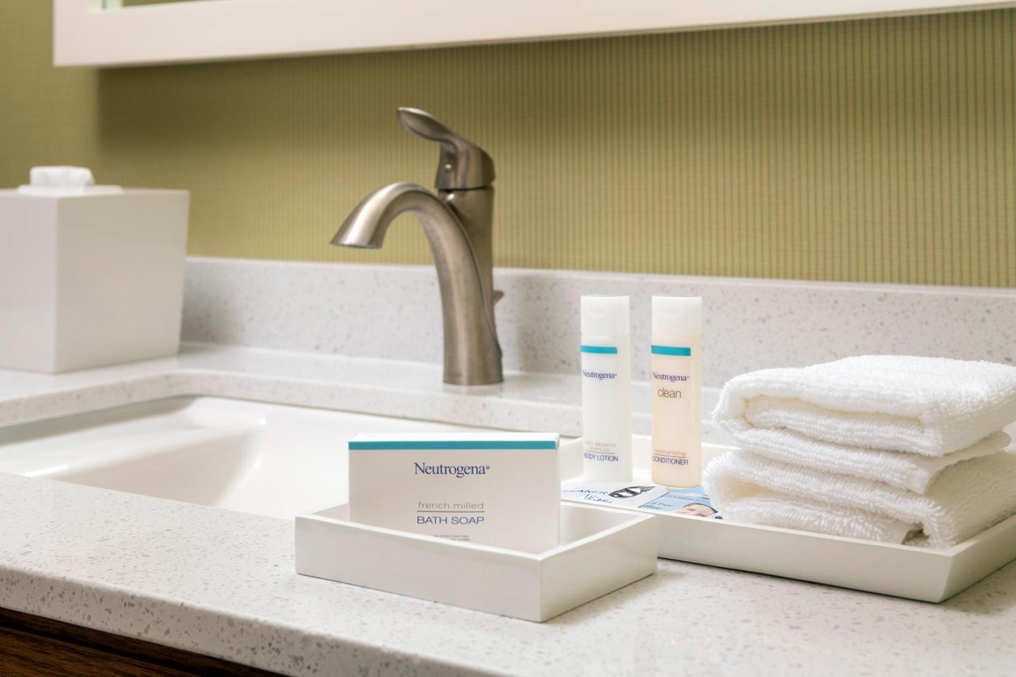Hotel Home2 Suites By Hilton Denver International Airport