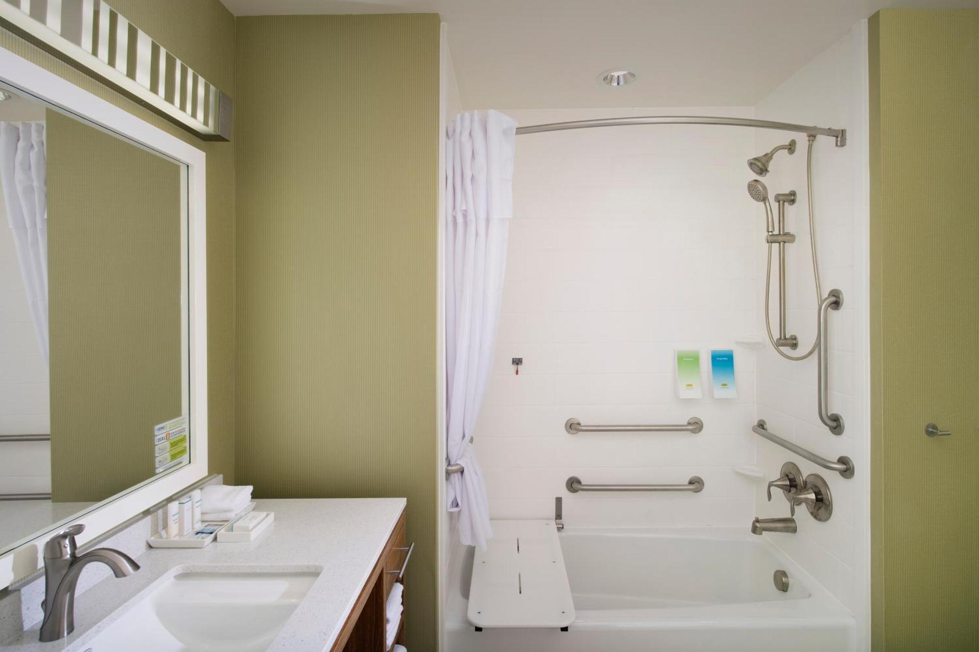 Home2 Suites By Hilton Denver International Airport 3* Denver