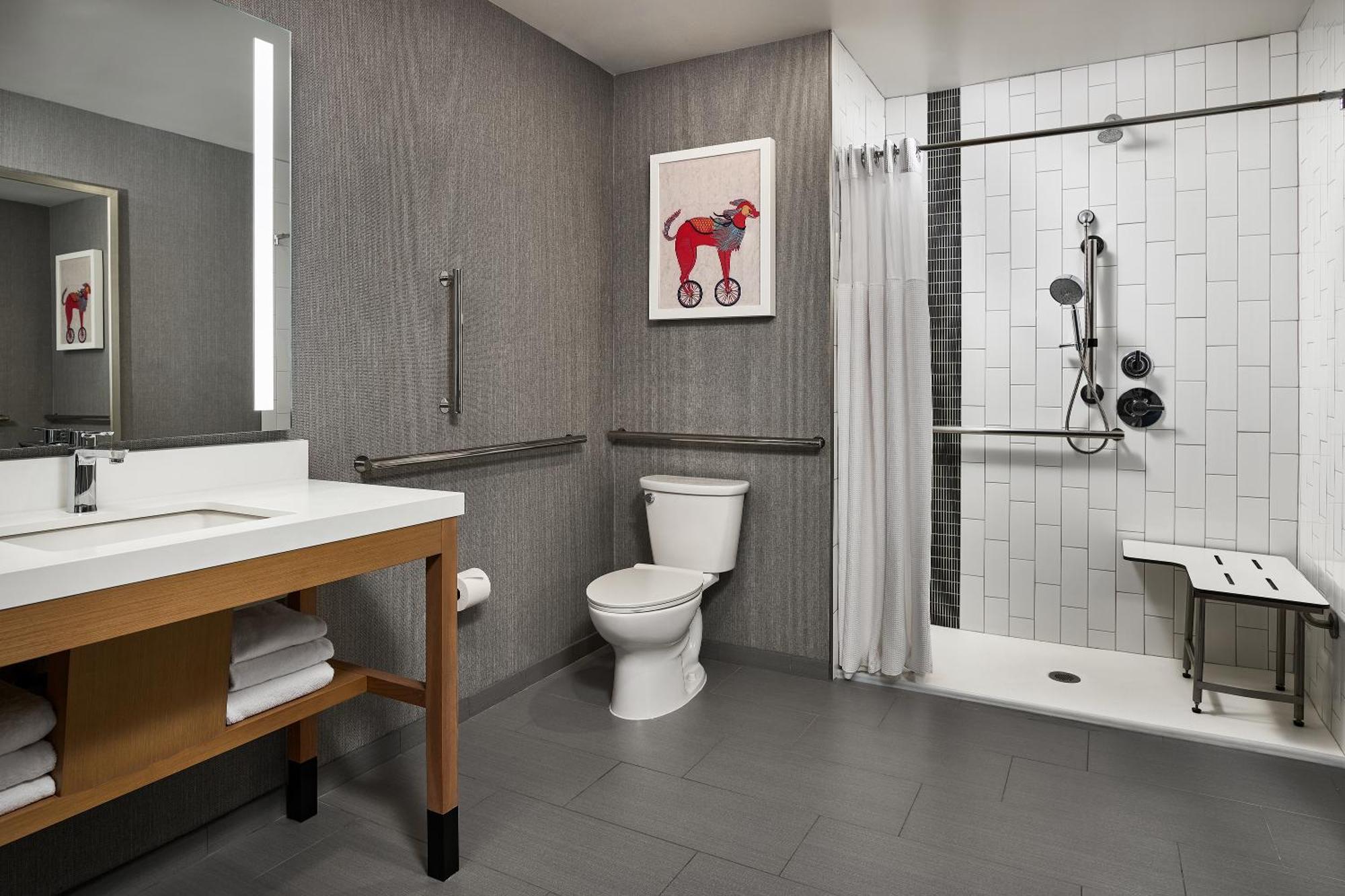 Hyatt Place Pena Station/denver Airport Hotel 3*