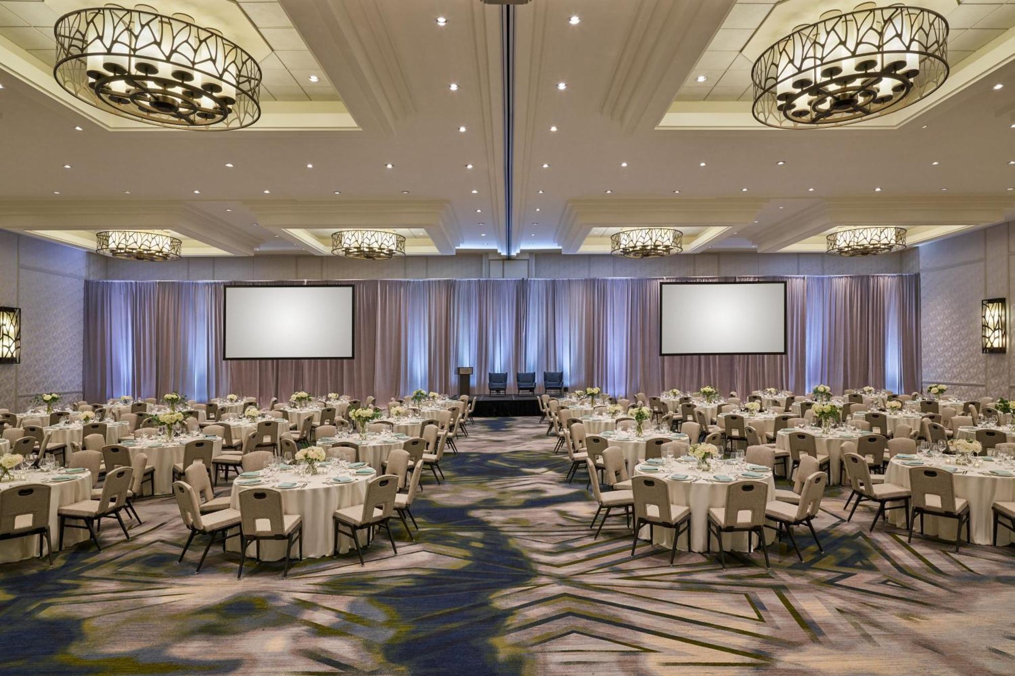 Sheraton Downtown Hotel