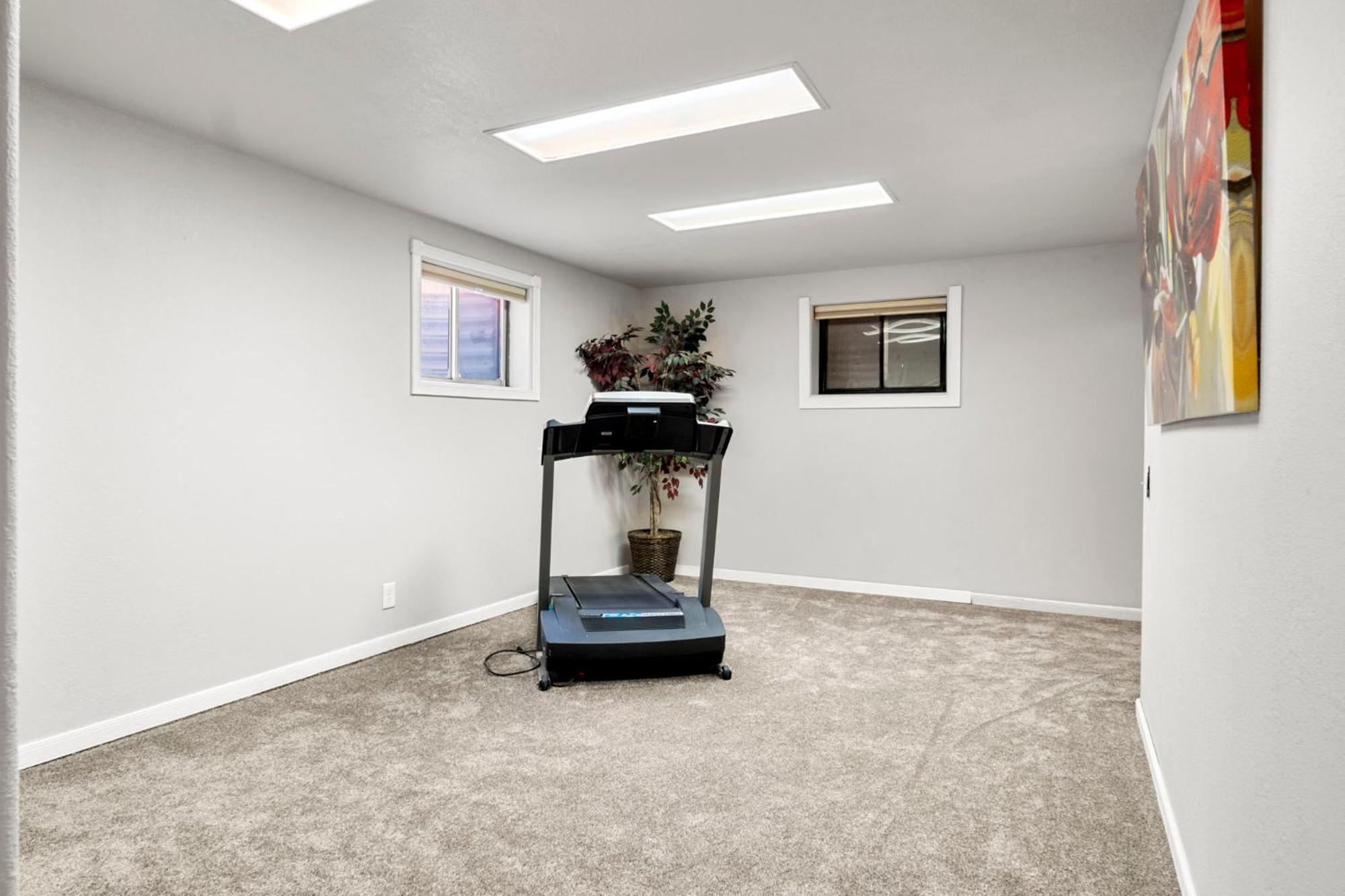 Holiday home A Oasis 15 Min To The Bronco Stadium 3 Bedroom With A King