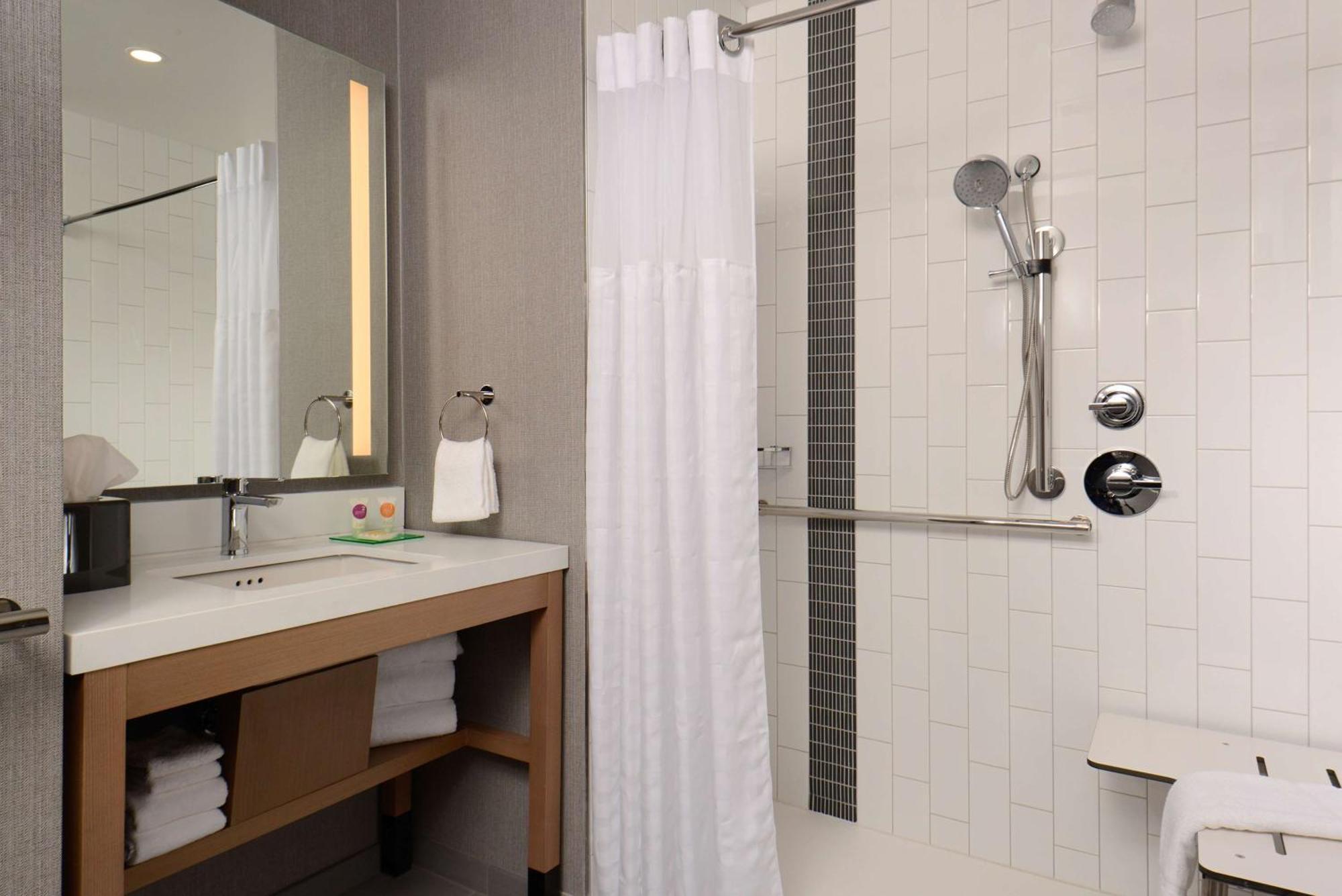 Hyatt Place Pena Station/denver Airport 3* Denver