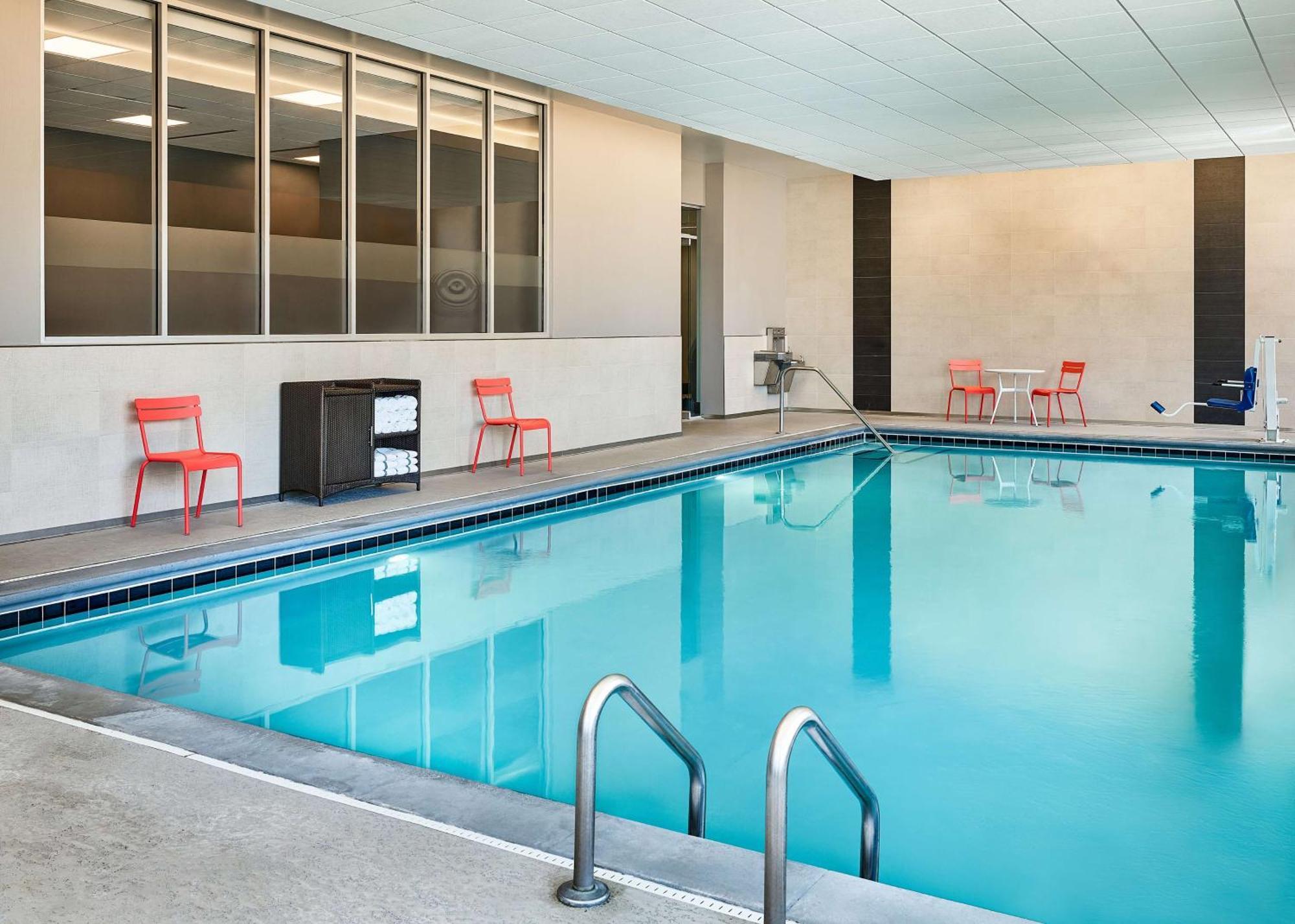 Hyatt Place Pena Station/denver Airport Hotel 3*