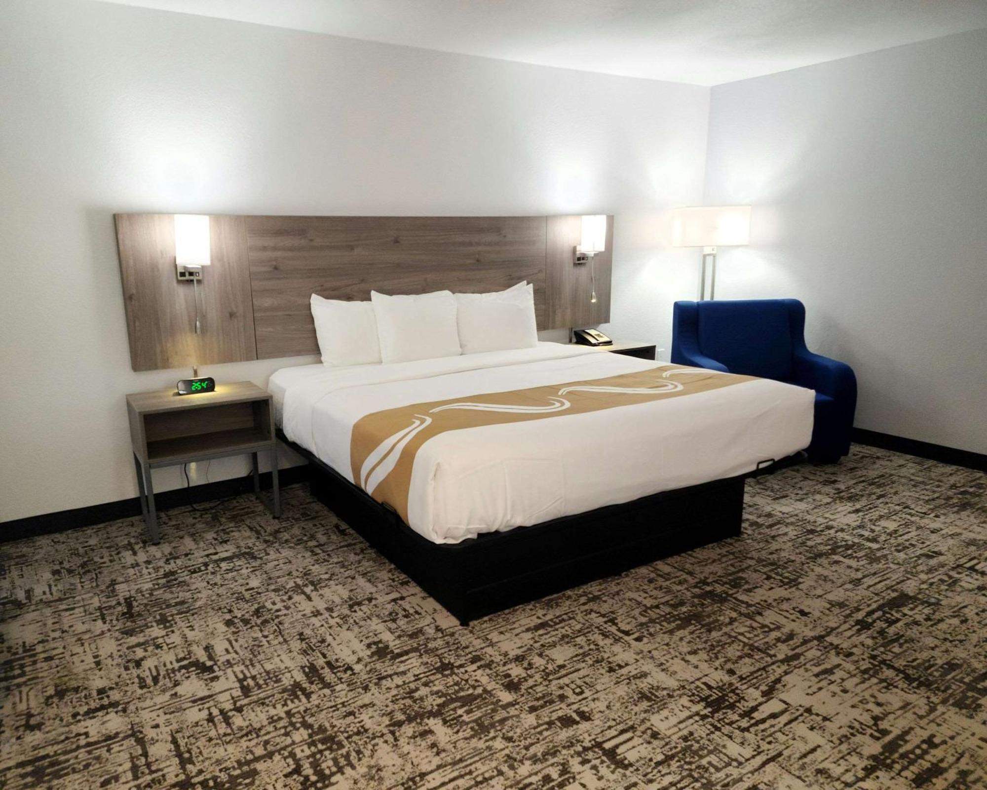 Quality & International Airport Hotel Denver