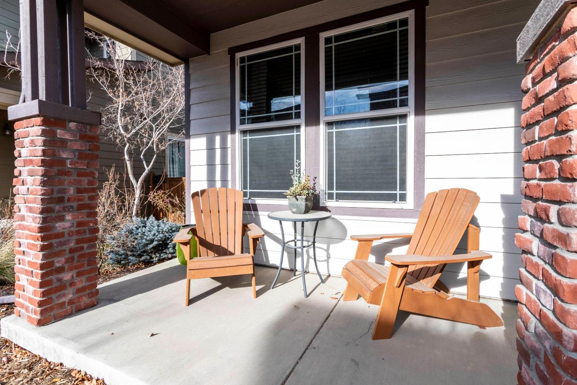 Spacious Family Friendly Townhome In Park Holiday home *