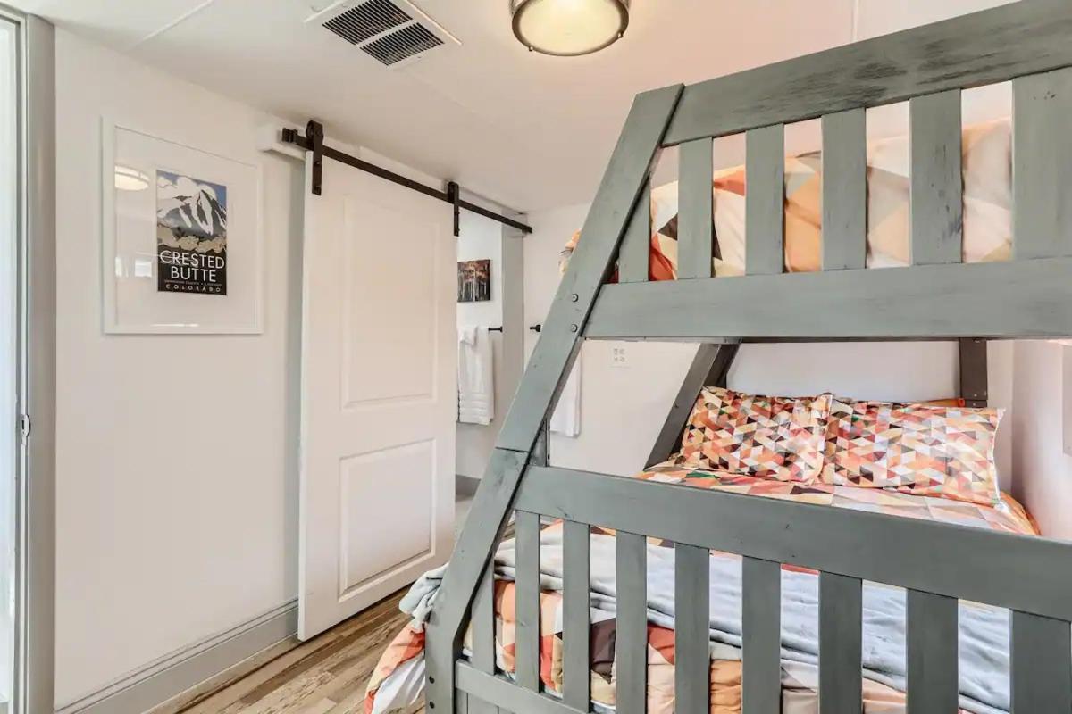 Holiday home New 4b 2b Eclectic East Colfax Denver
