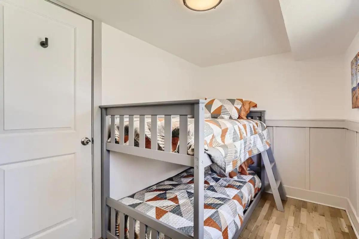 New 4b 2b Eclectic East Colfax *
