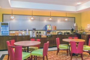 La Quinta By Wyndham Airport Dia Hotel 3*