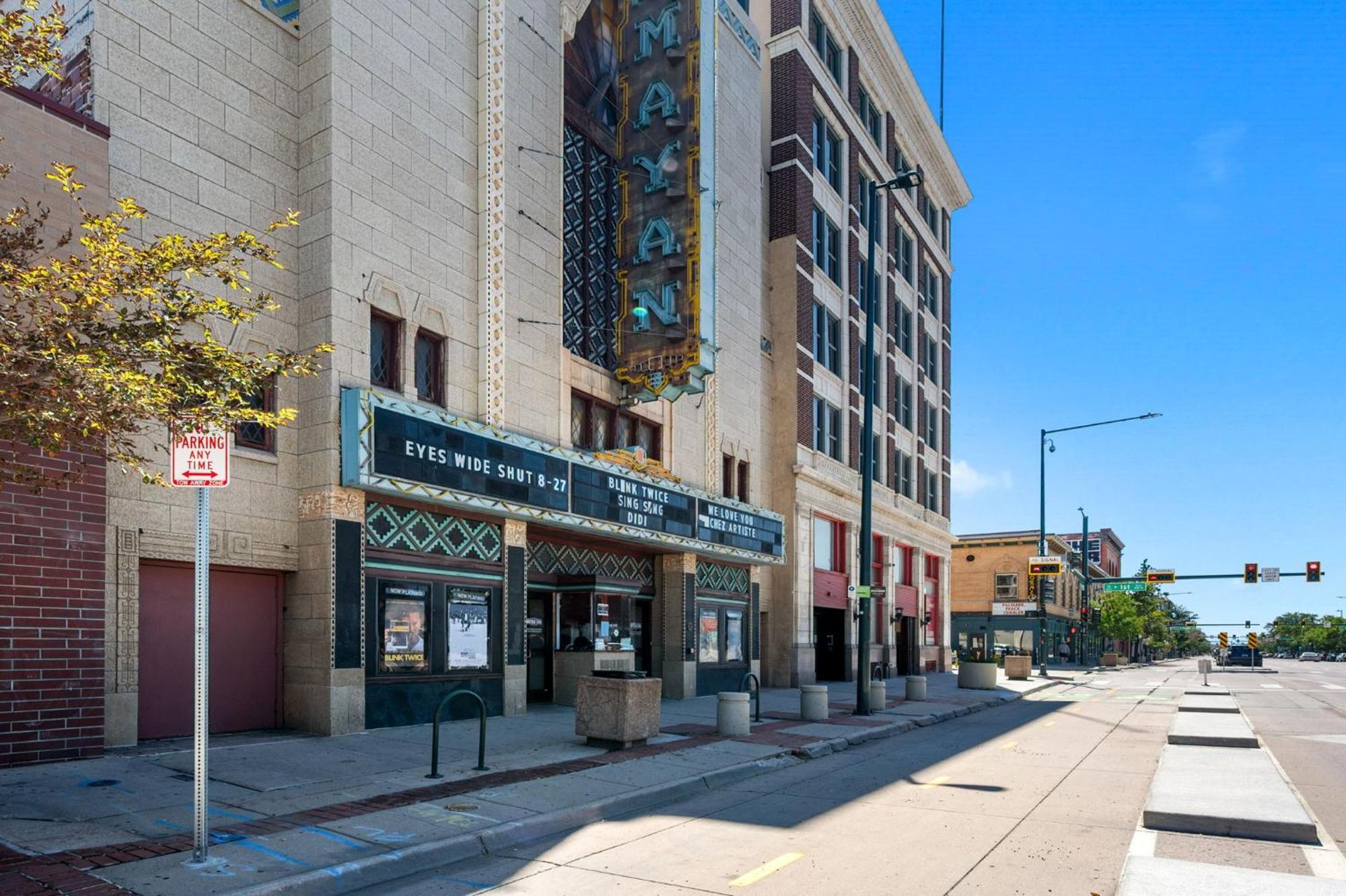 Apartment Broadway Dog-friendly Loft With Parking Denver
