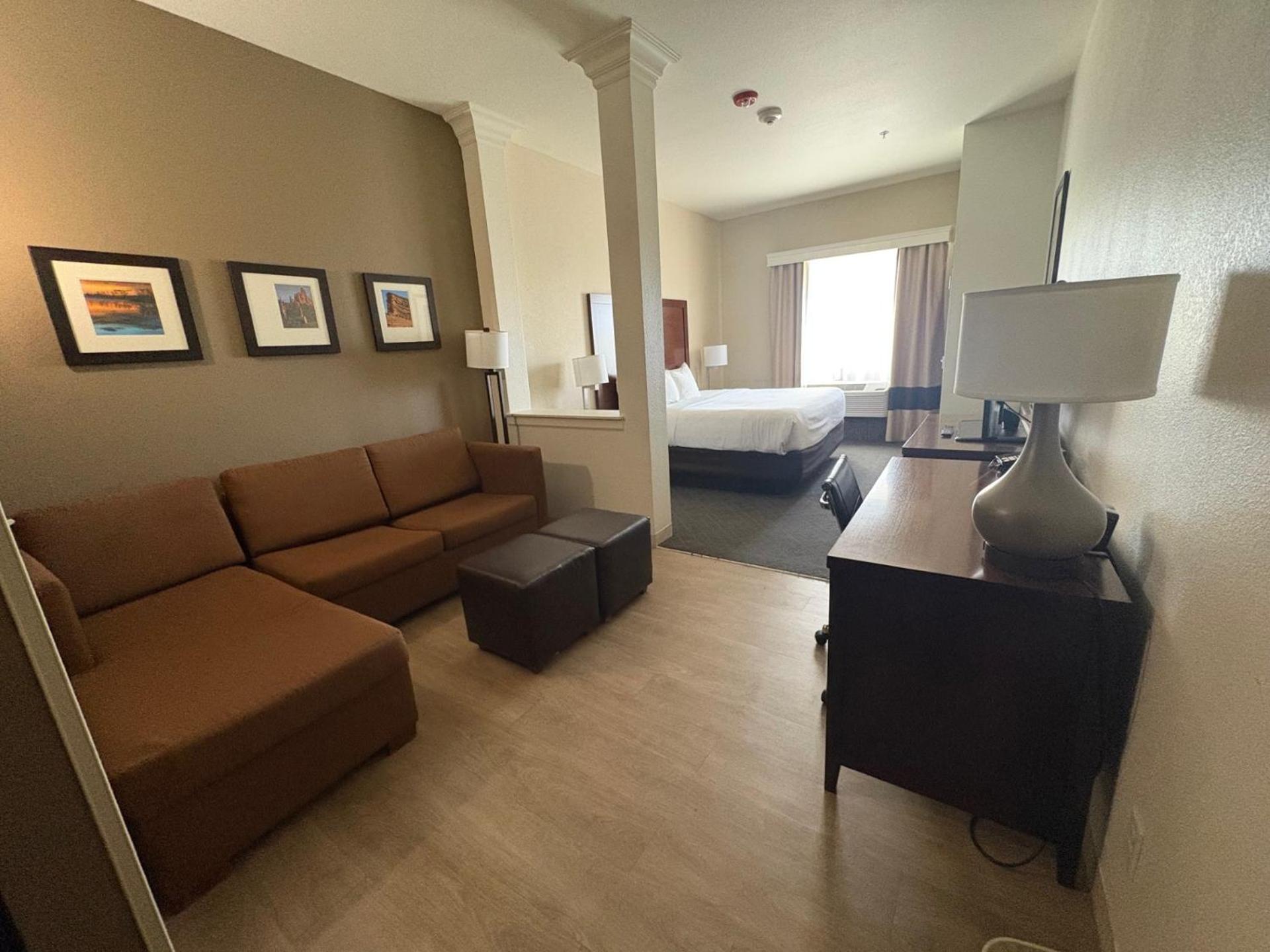 Comfort Near Downtown Hotel