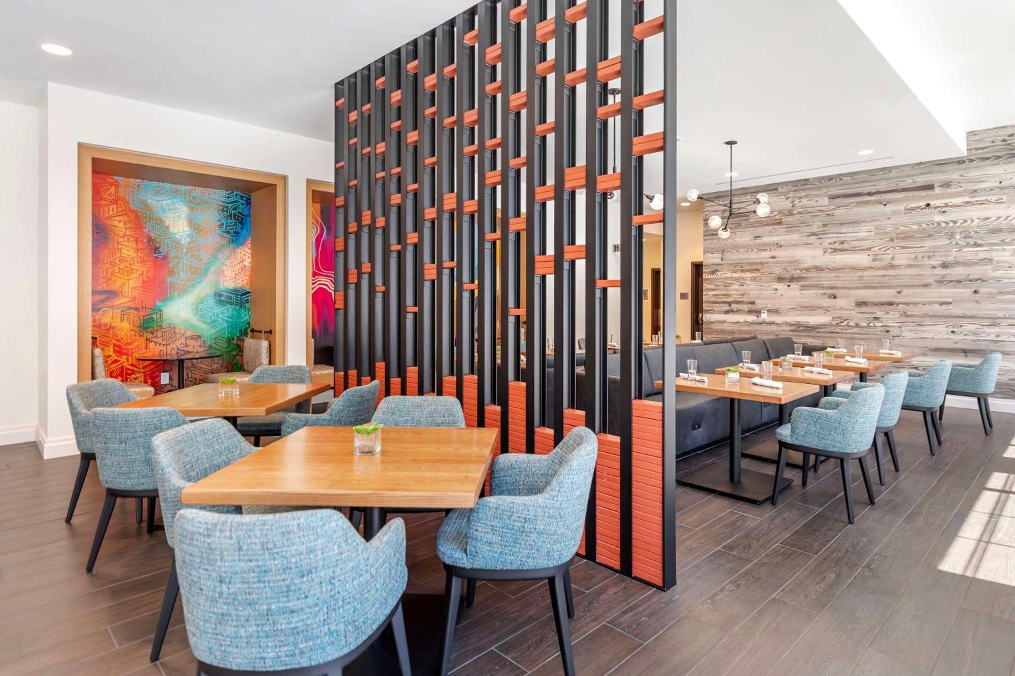 Hotel Cambria Downtown Rino 4*