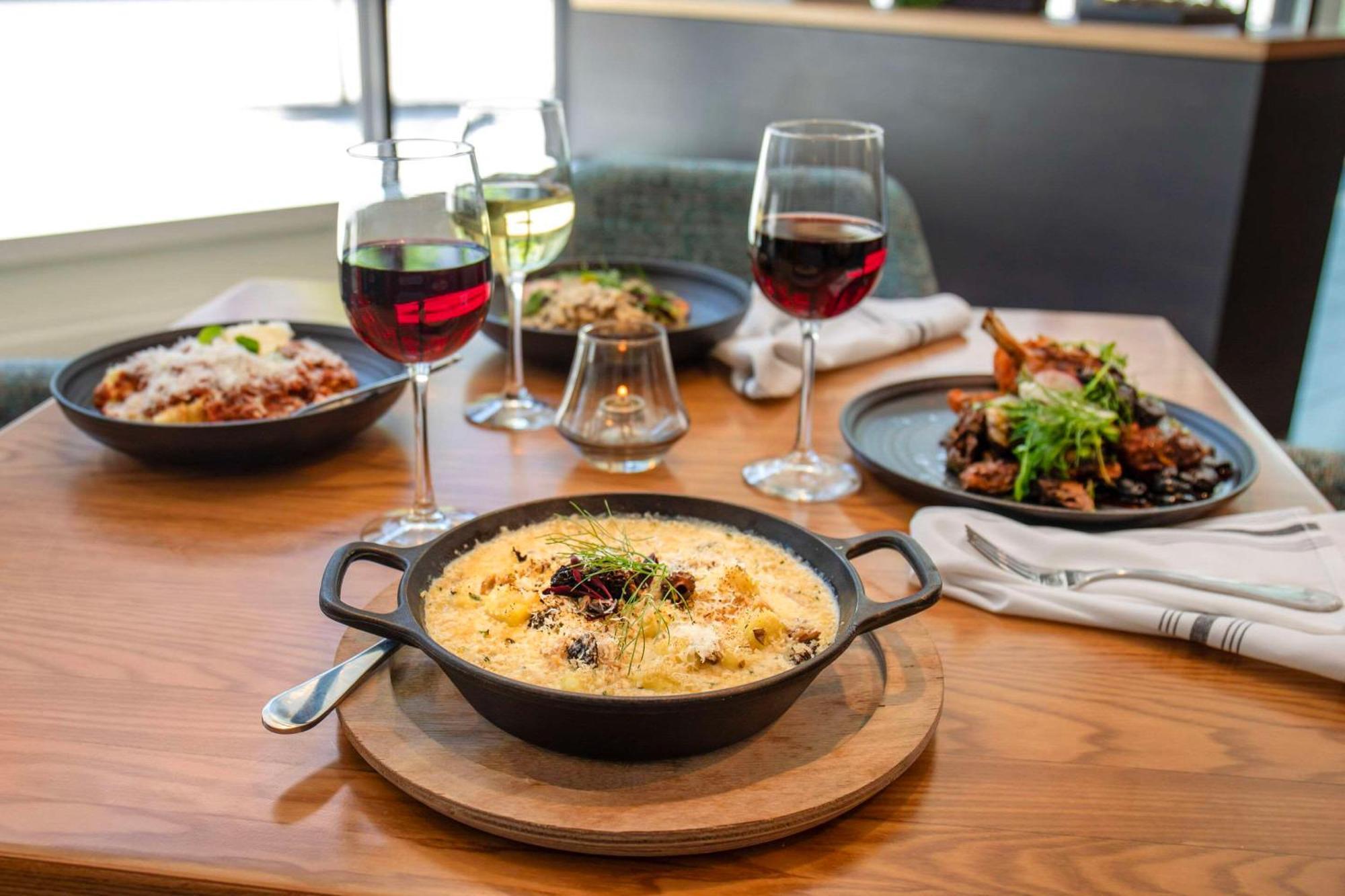 Cambria Downtown Rino