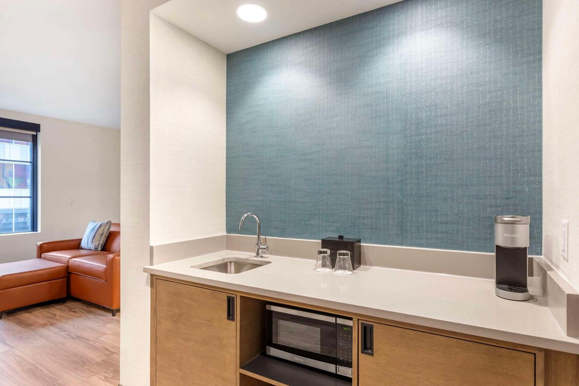 Hotel Cambria Downtown Rino Denver