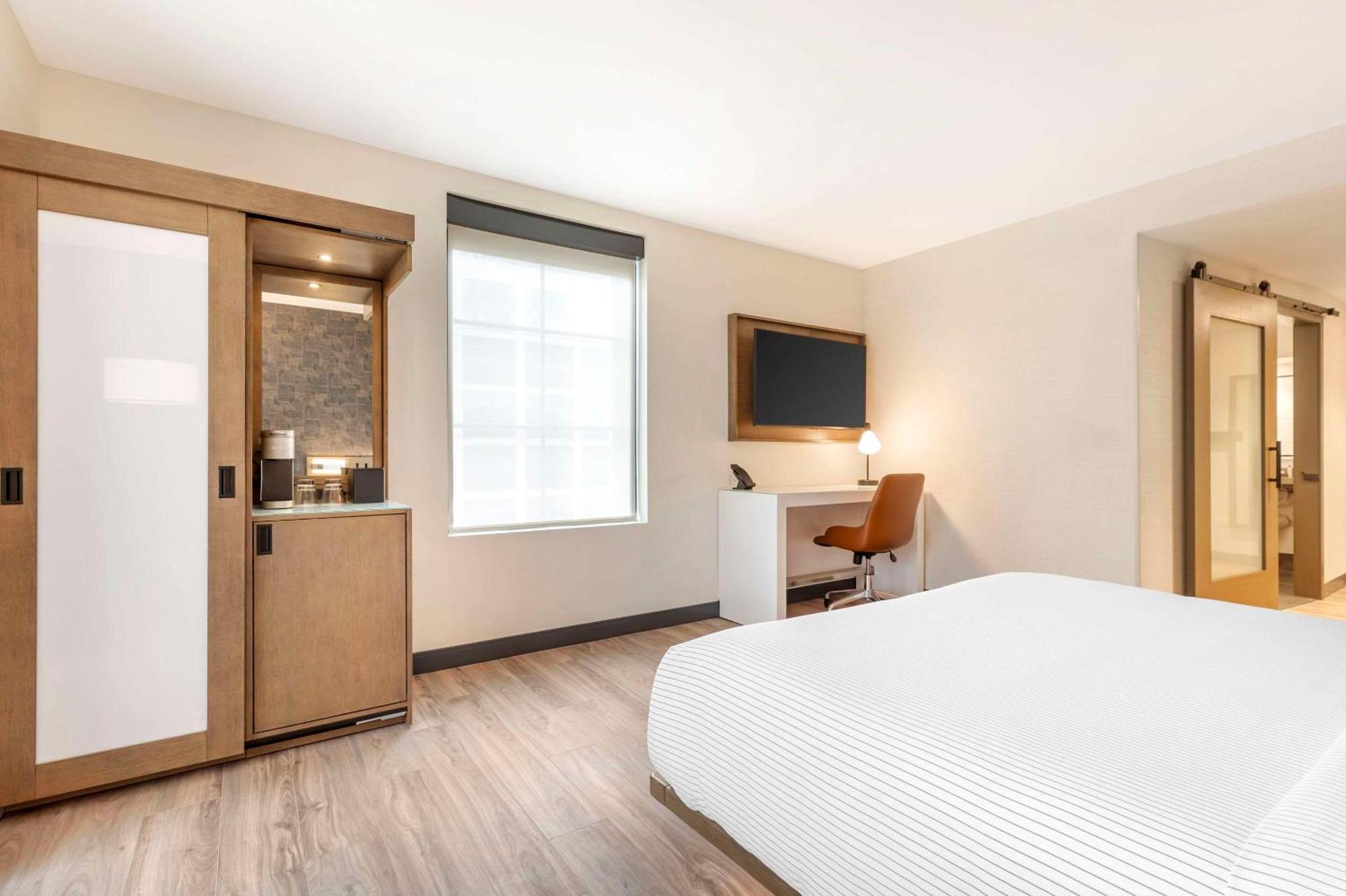 Cambria Downtown Rino 4*
