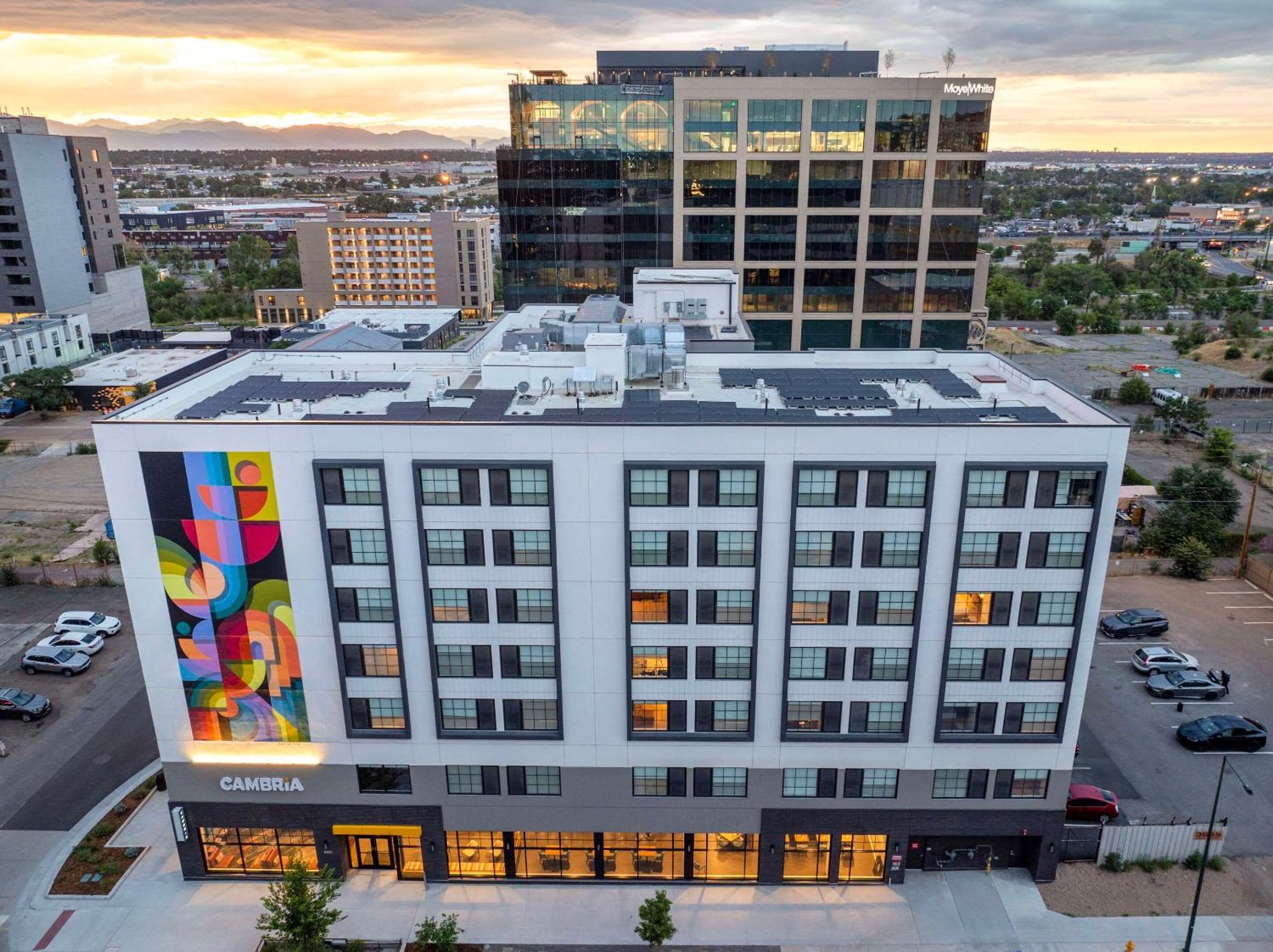 Cambria Downtown Rino Hotel