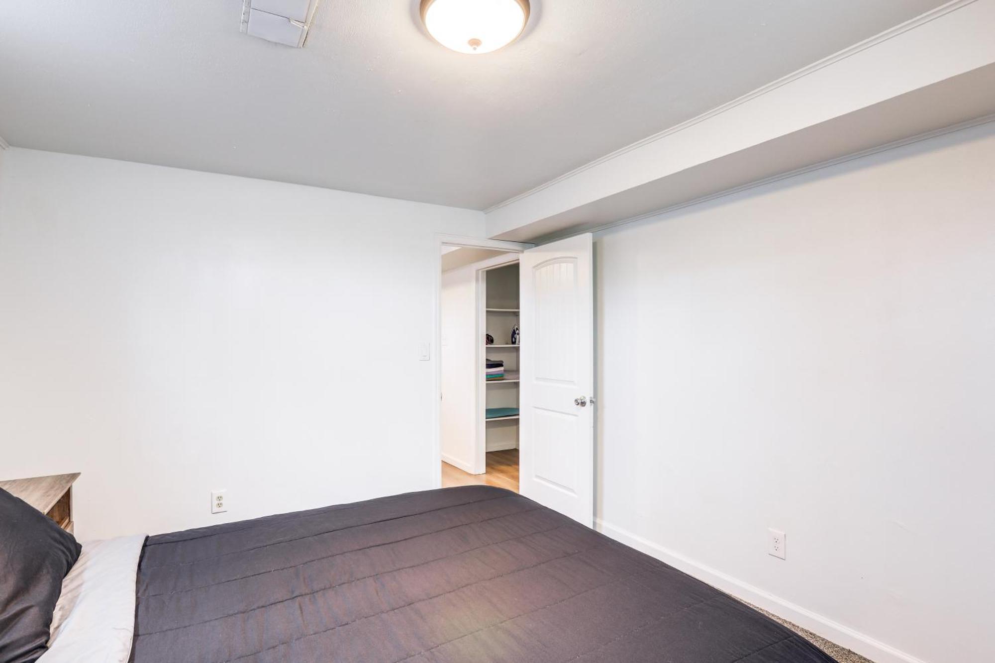 Apartment 8 Mi To Dtwn Haven With Fenced Yard! *