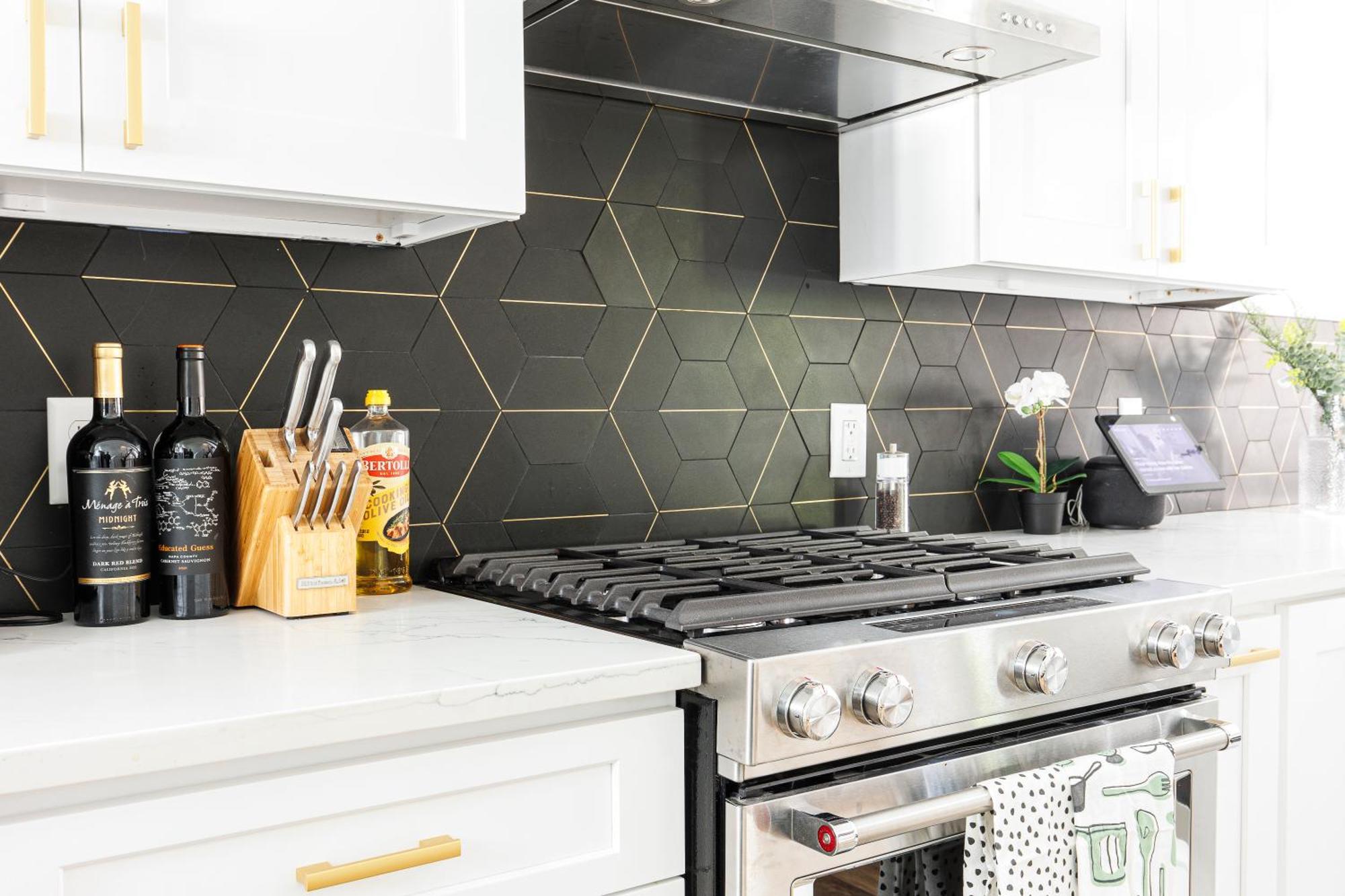 Holiday home Newly Remodeled Luxury - 30 Percent Off New Listing Promo *