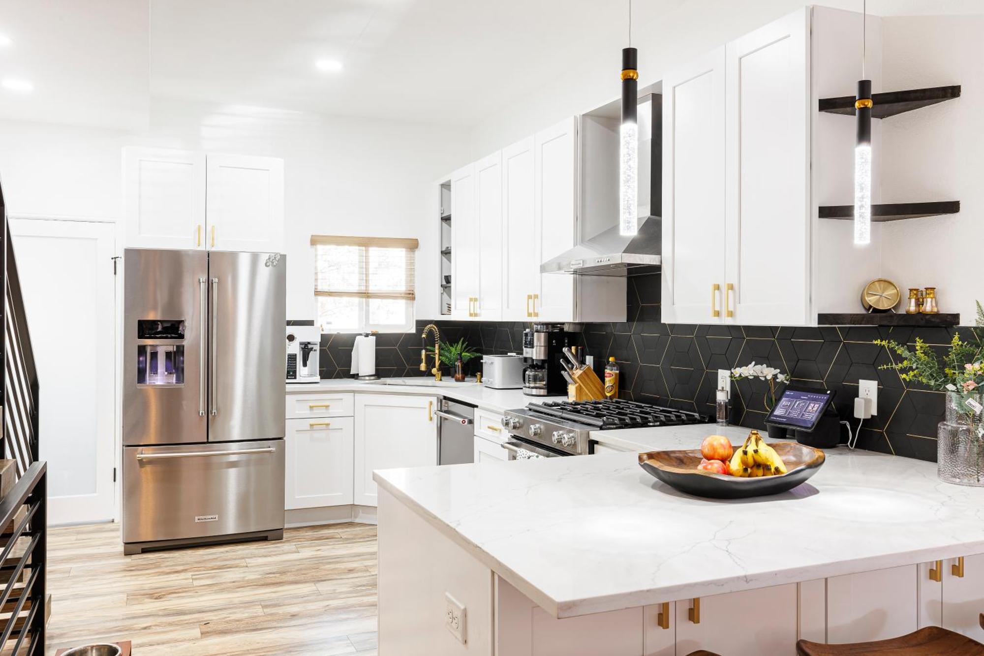 Newly Remodeled Luxury - 30 Percent Off New Listing Promo * Denver