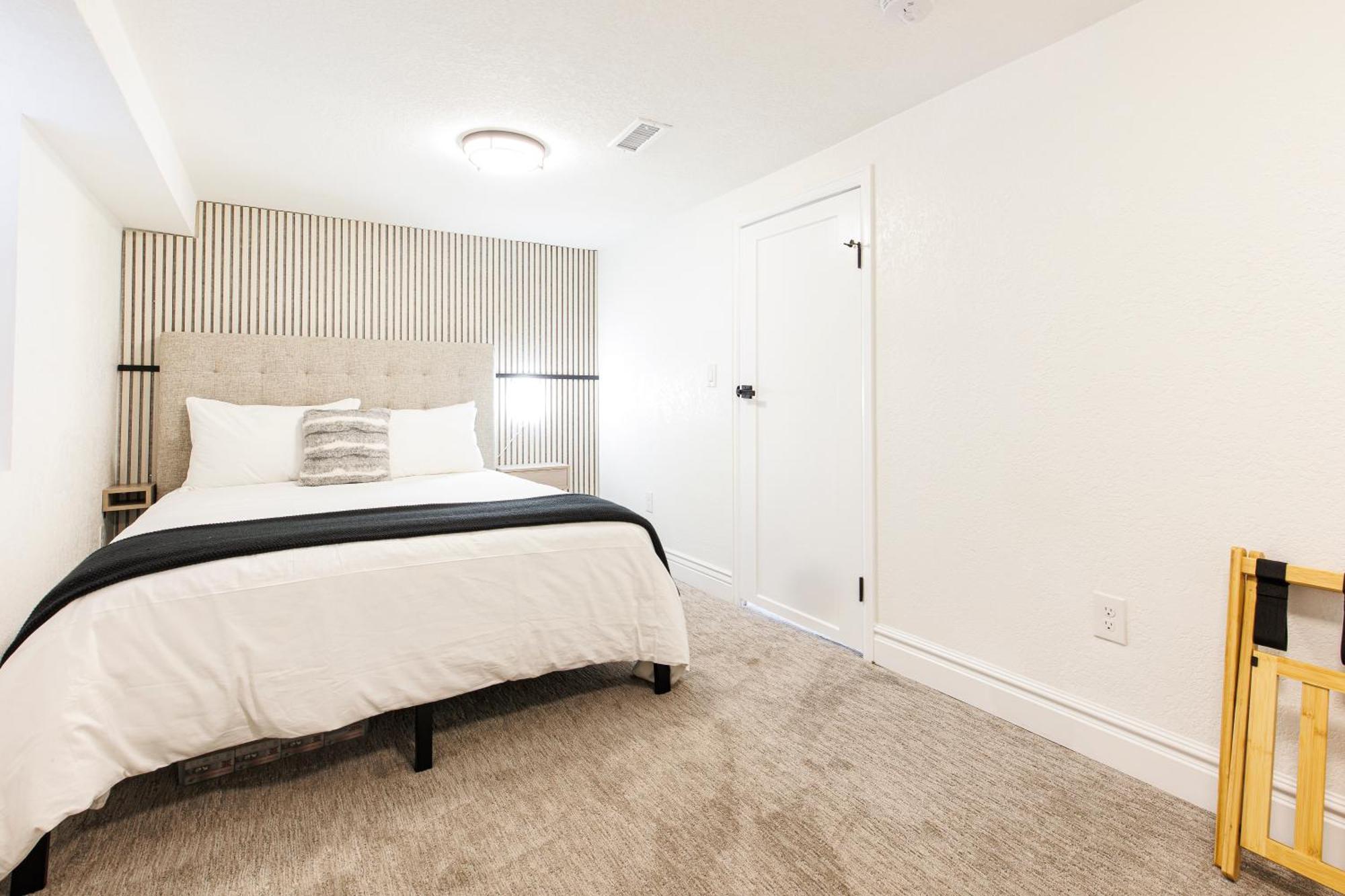 Newly Remodeled Luxury - 30 Percent Off New Listing Promo *