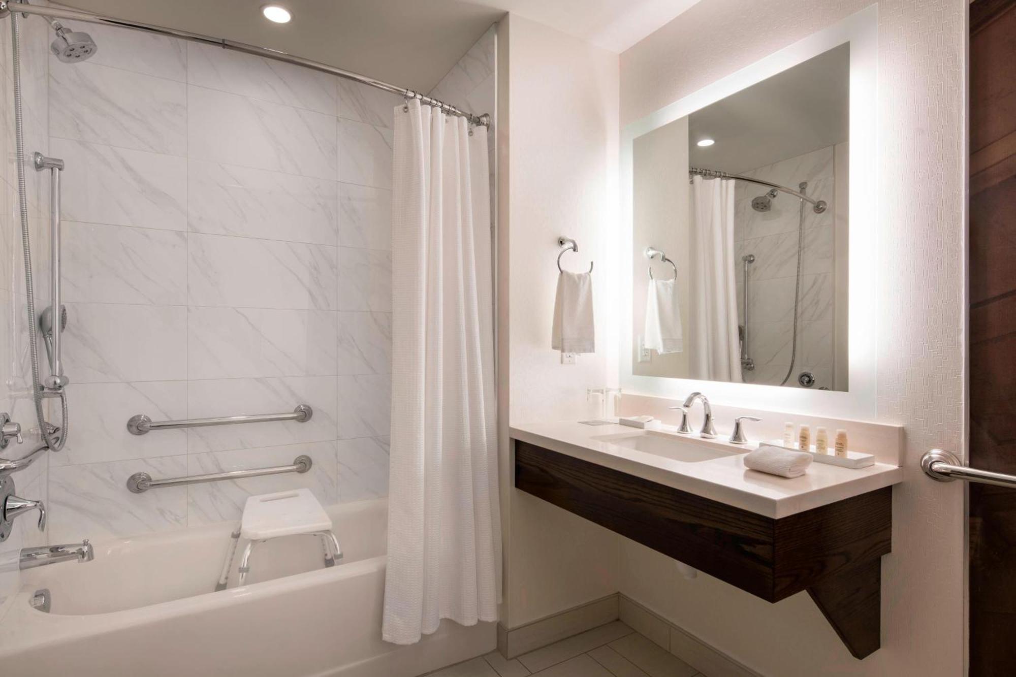 Renaissance Downtown Center 4* Denver