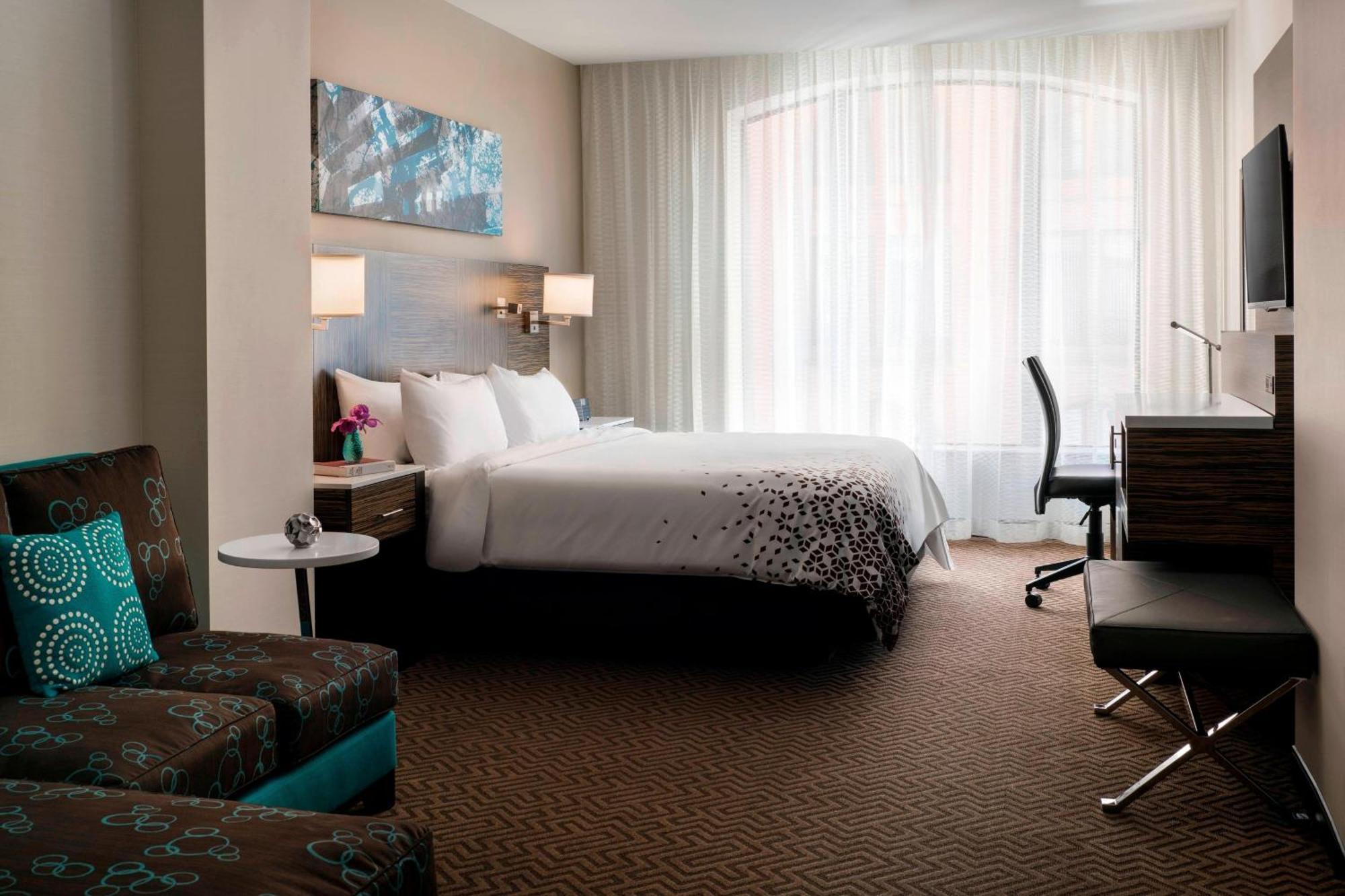 Renaissance Downtown Center Hotel Denver