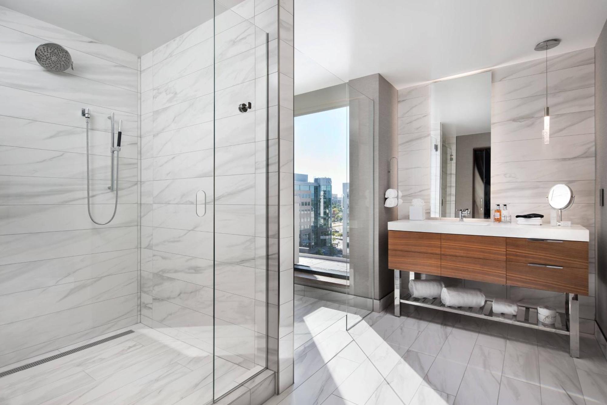 The Jacquard, Autograph Collection Hotel 4*
