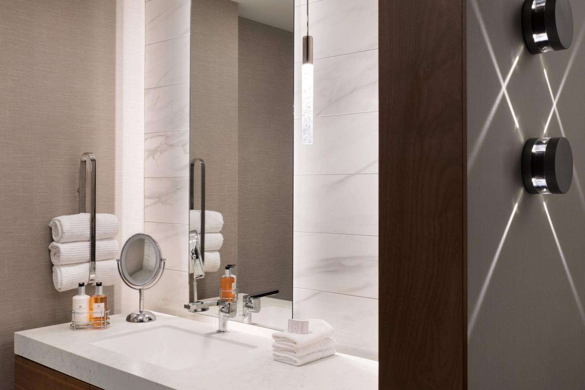 The Jacquard, Autograph Collection Hotel Denver