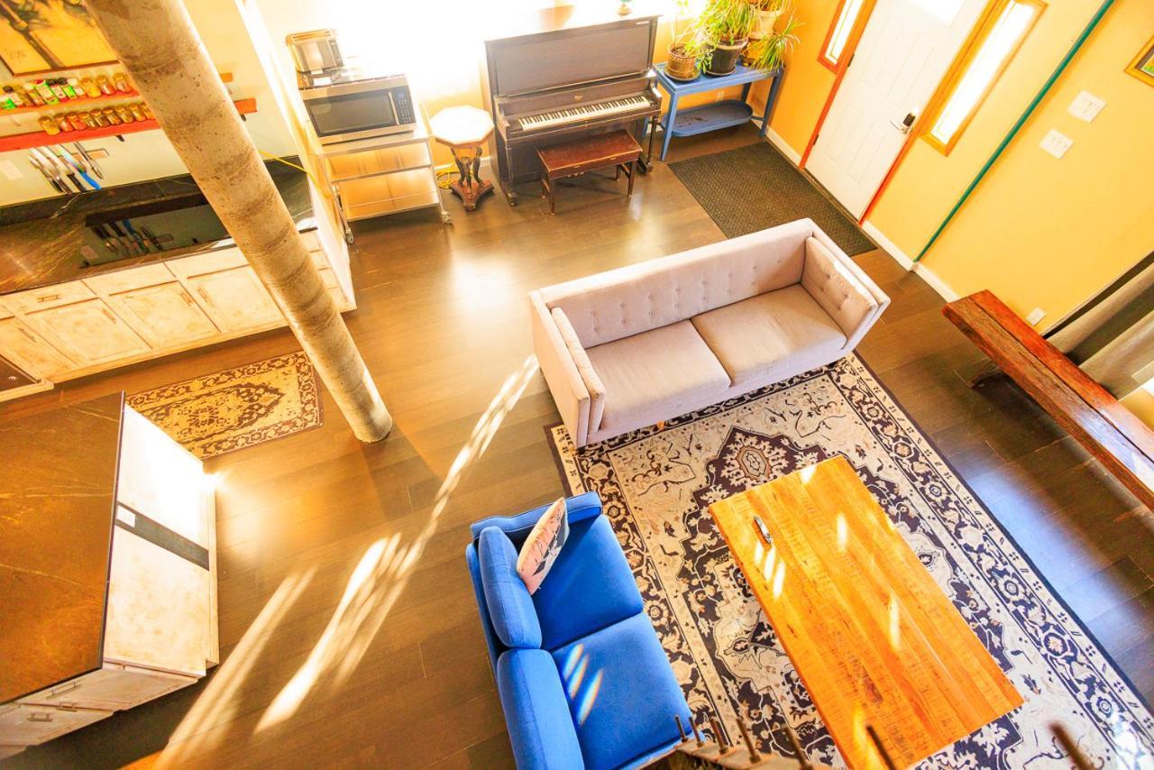 Smart House Hottub/pets/420 Denver