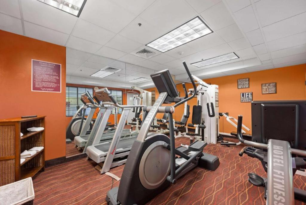 Hotel Americinn By Wyndham Airport Denver