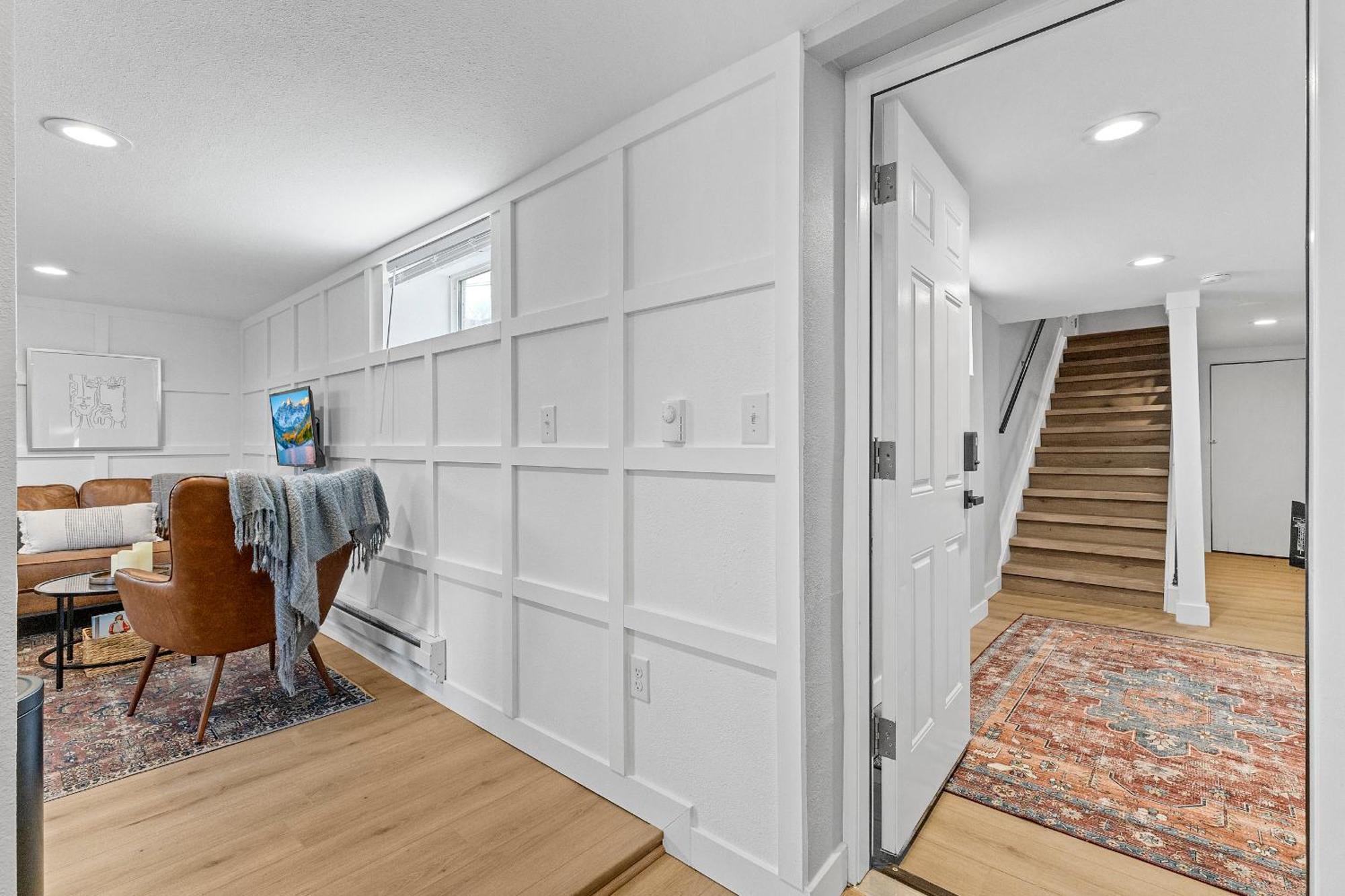 Stylish Retreat Close To Denver's Attractions & 20 Mins To Airport! Apartment *