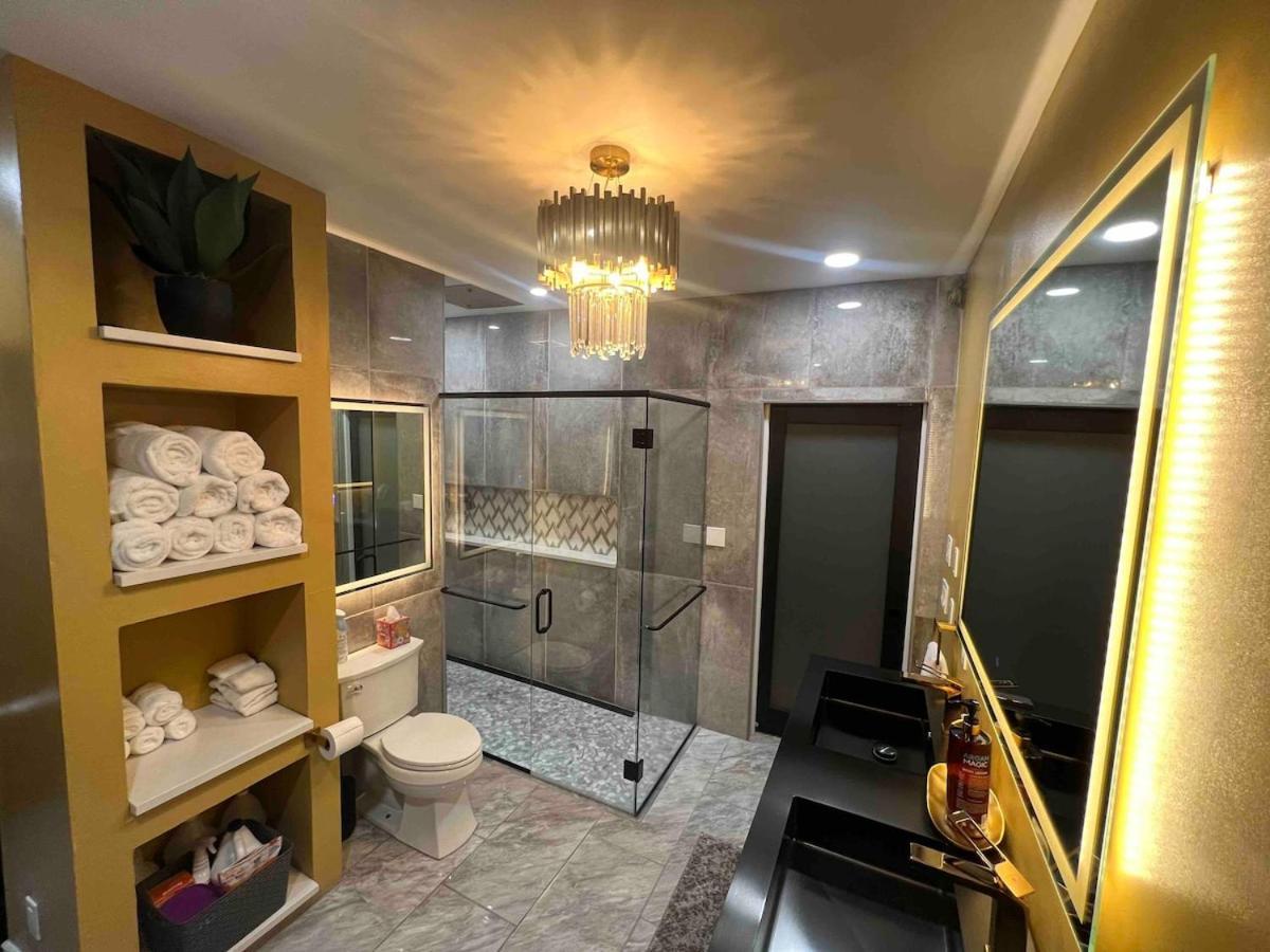 4 Bedroom Luxurious-gem Mansion In Heart Of * Denver